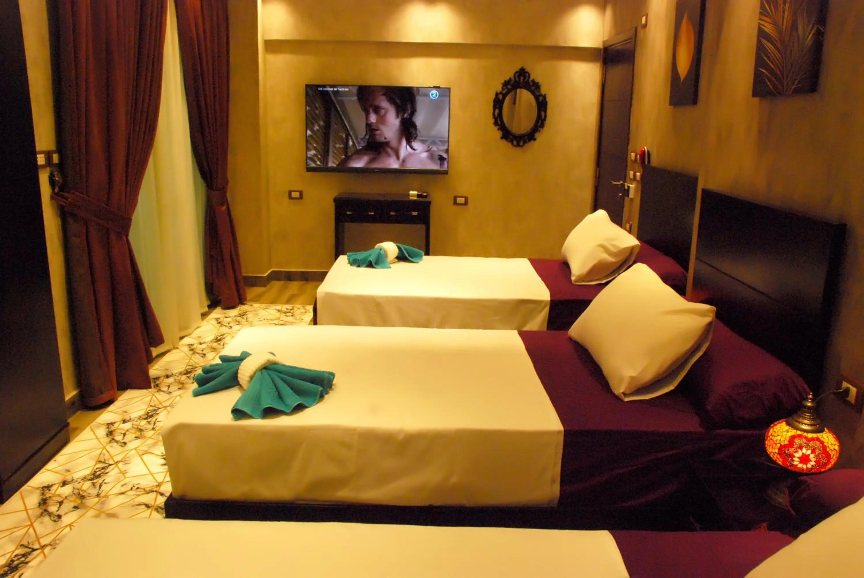 Bedroom, Bed in Pyramids Planet Hotel