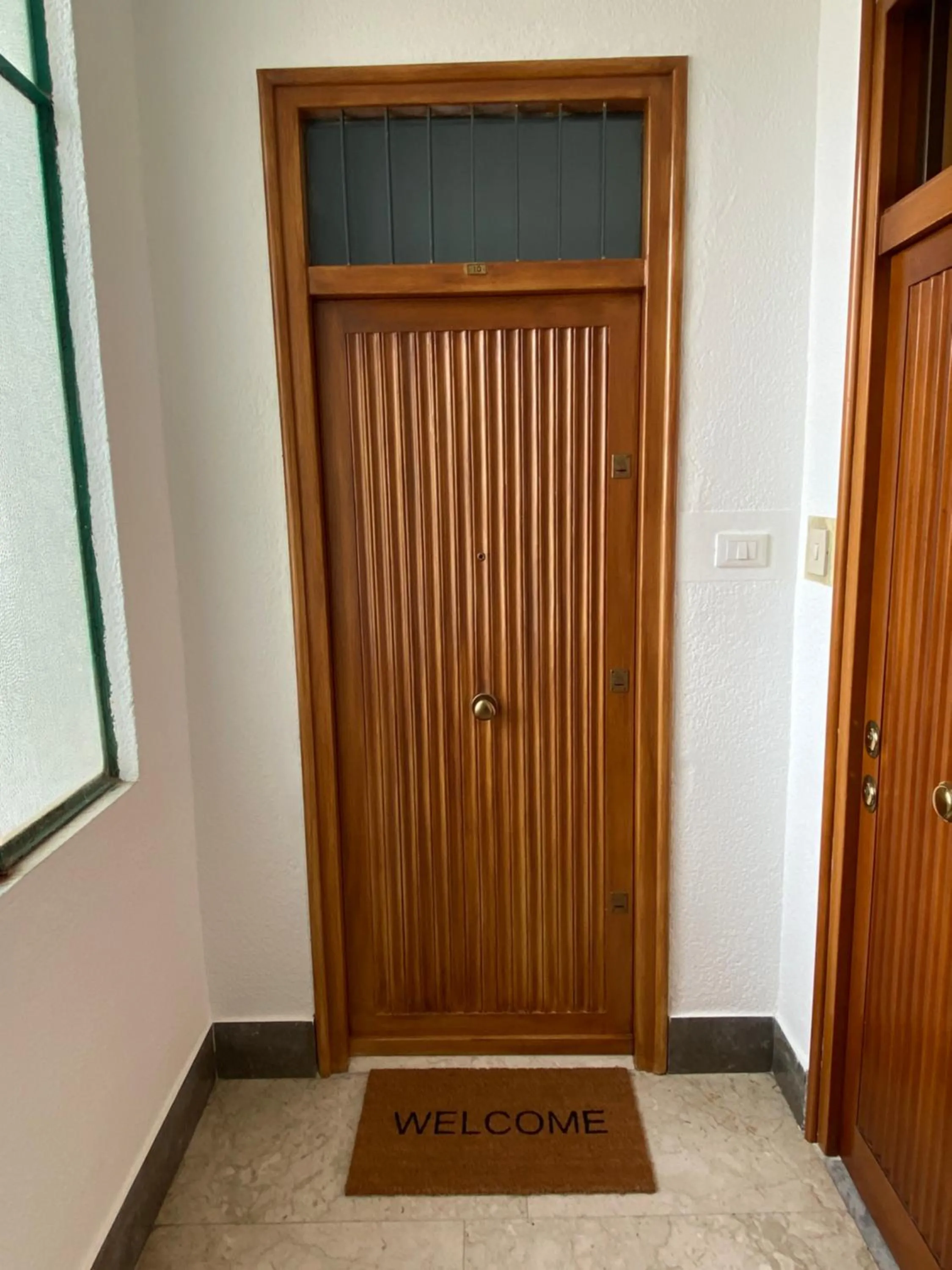Property building in Palermo City Room