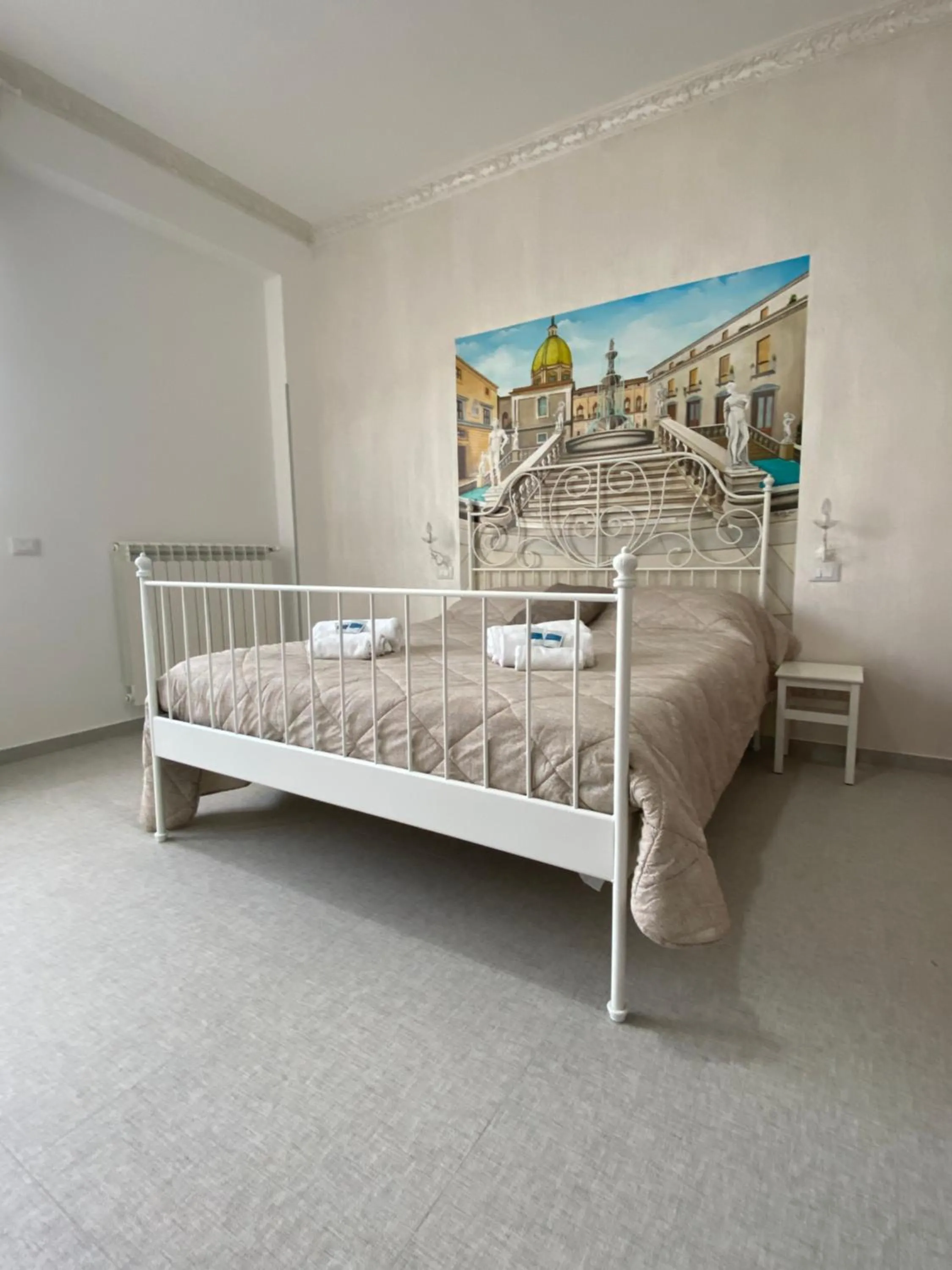 Bed in Palermo City Room