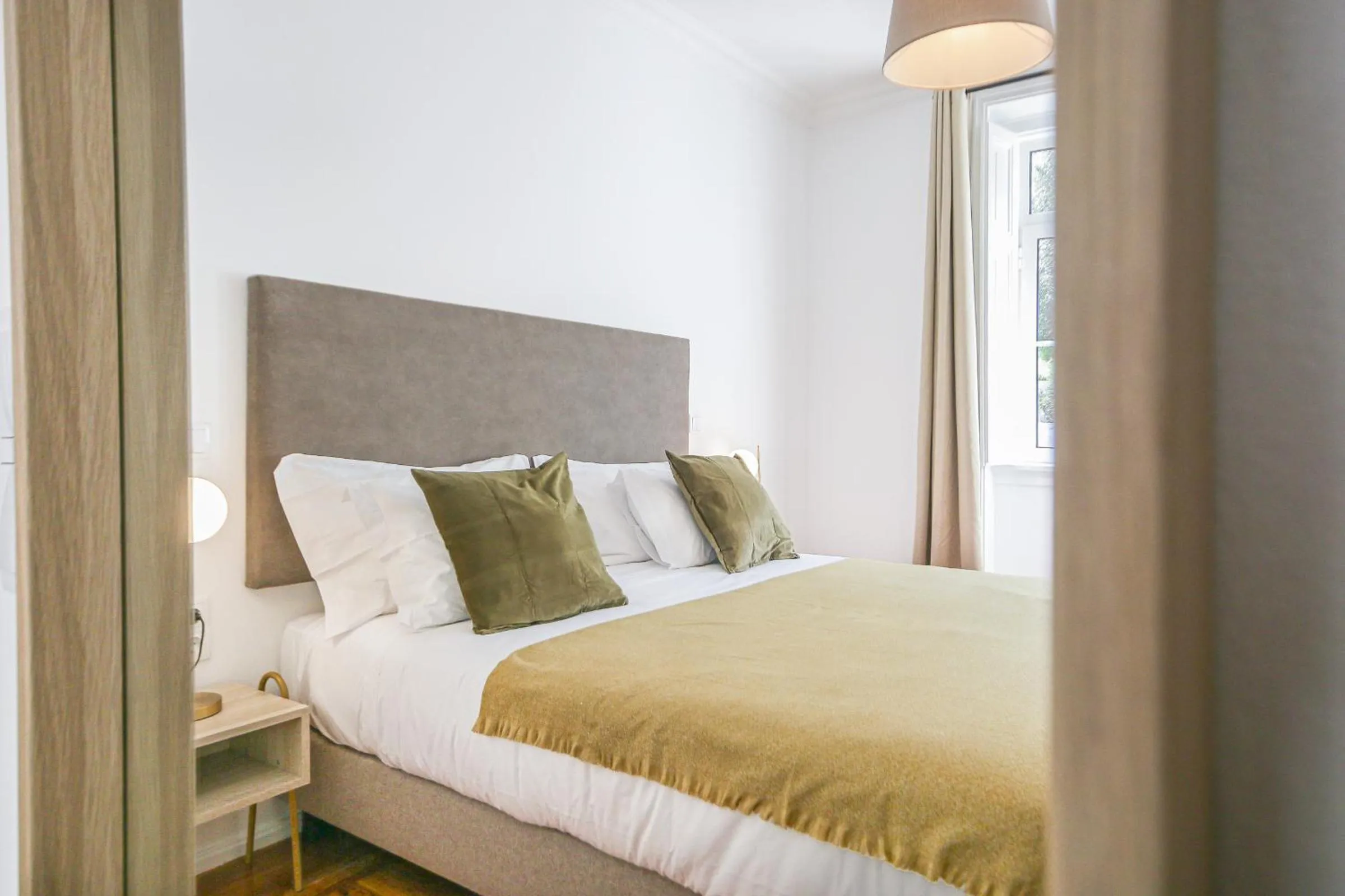 Bedroom, Bed in Alvalade Palace