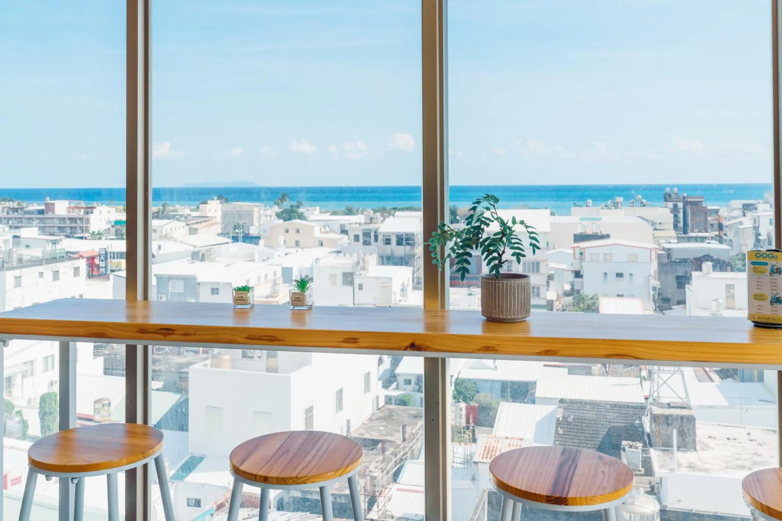 Property building in Fun Trip - Fu May Sea View Holiday house l 無敵海景交誼廳 l 附汽機車租賃 l