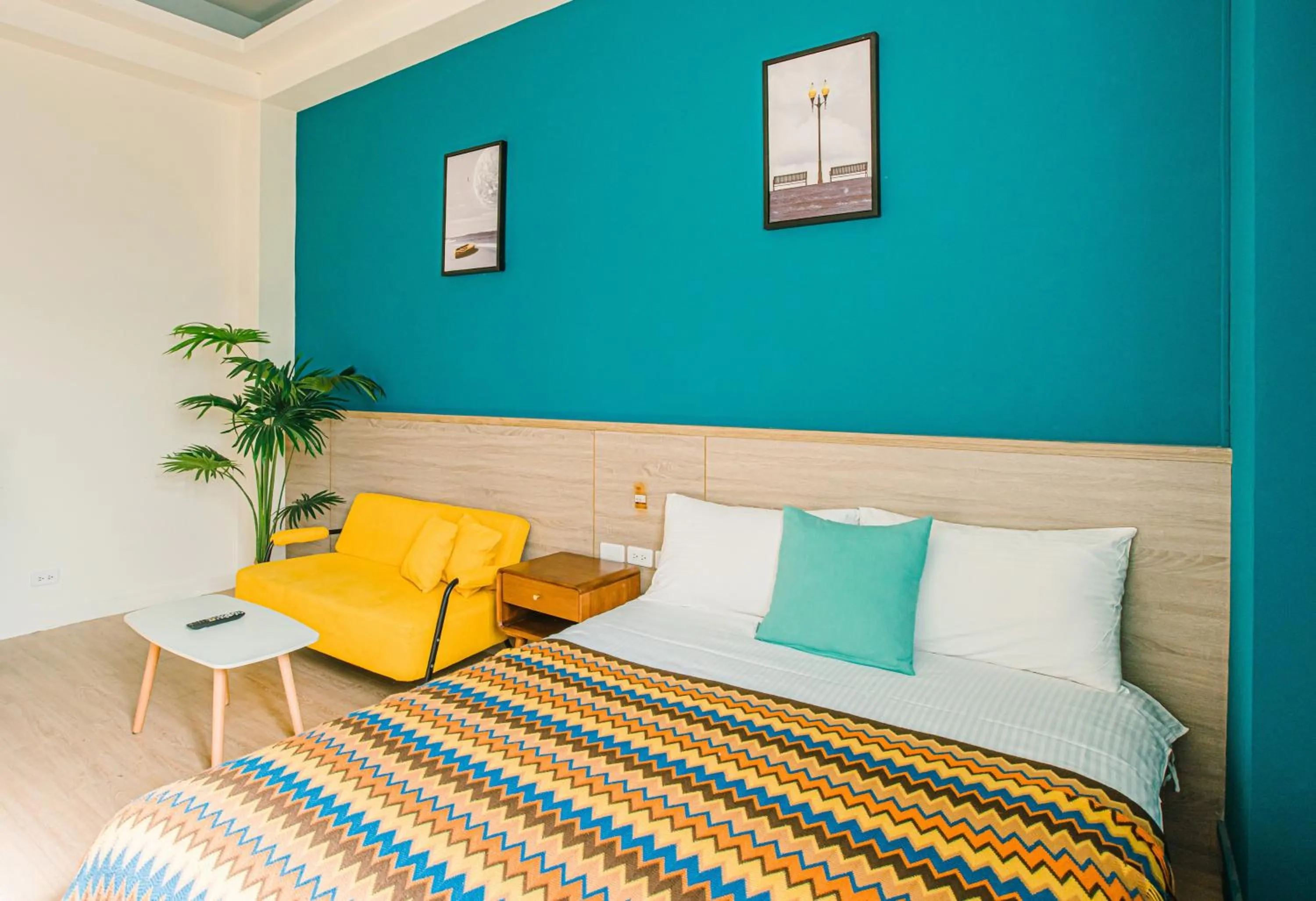 Photo of the whole room, Bed in Fun Trip - Fu May Sea View Holiday house l 無敵海景交誼廳 l 附汽機車租賃 l