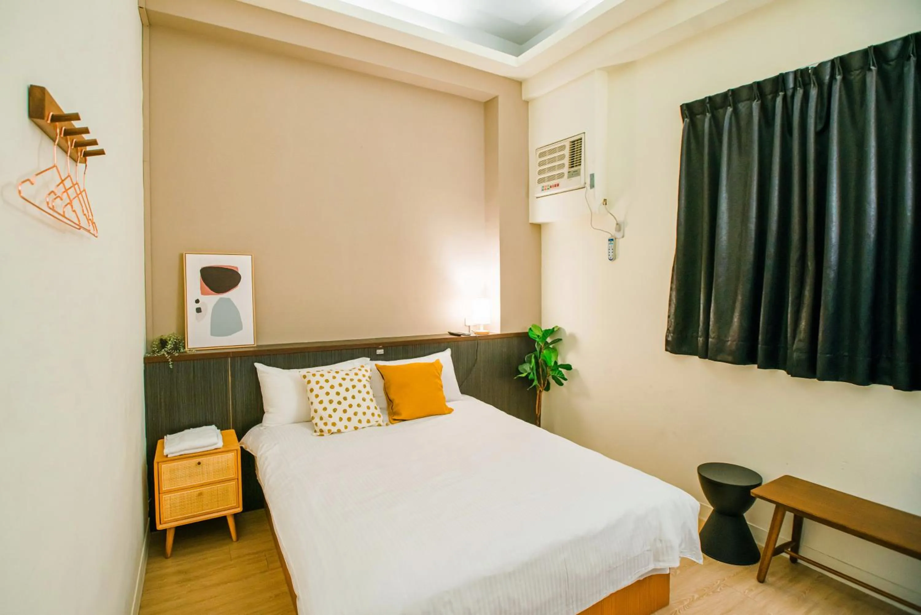 Photo of the whole room, Bed in Fun Trip - Fu May Sea View Holiday house l 無敵海景交誼廳 l 附汽機車租賃 l