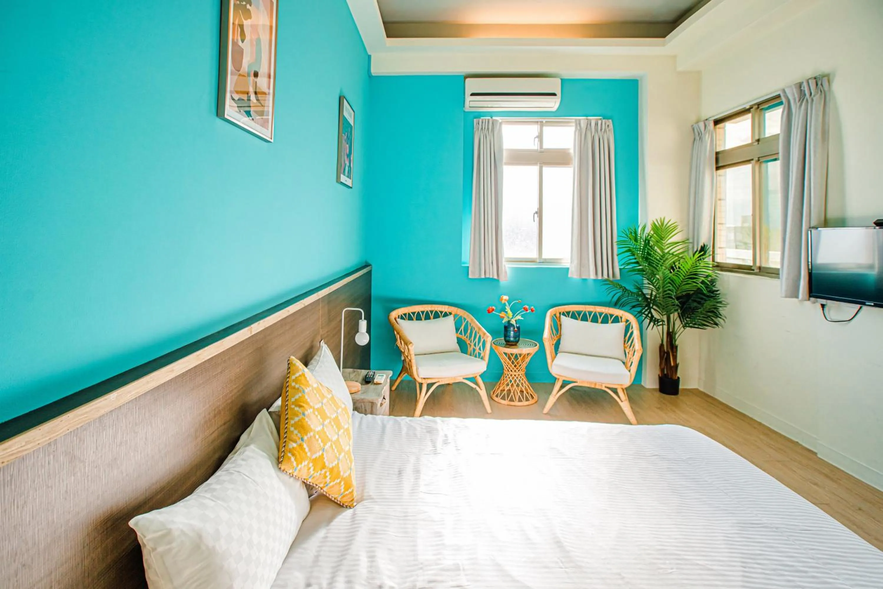 Photo of the whole room, Bed in Fun Trip - Fu May Sea View Holiday house l 無敵海景交誼廳 l 附汽機車租賃 l