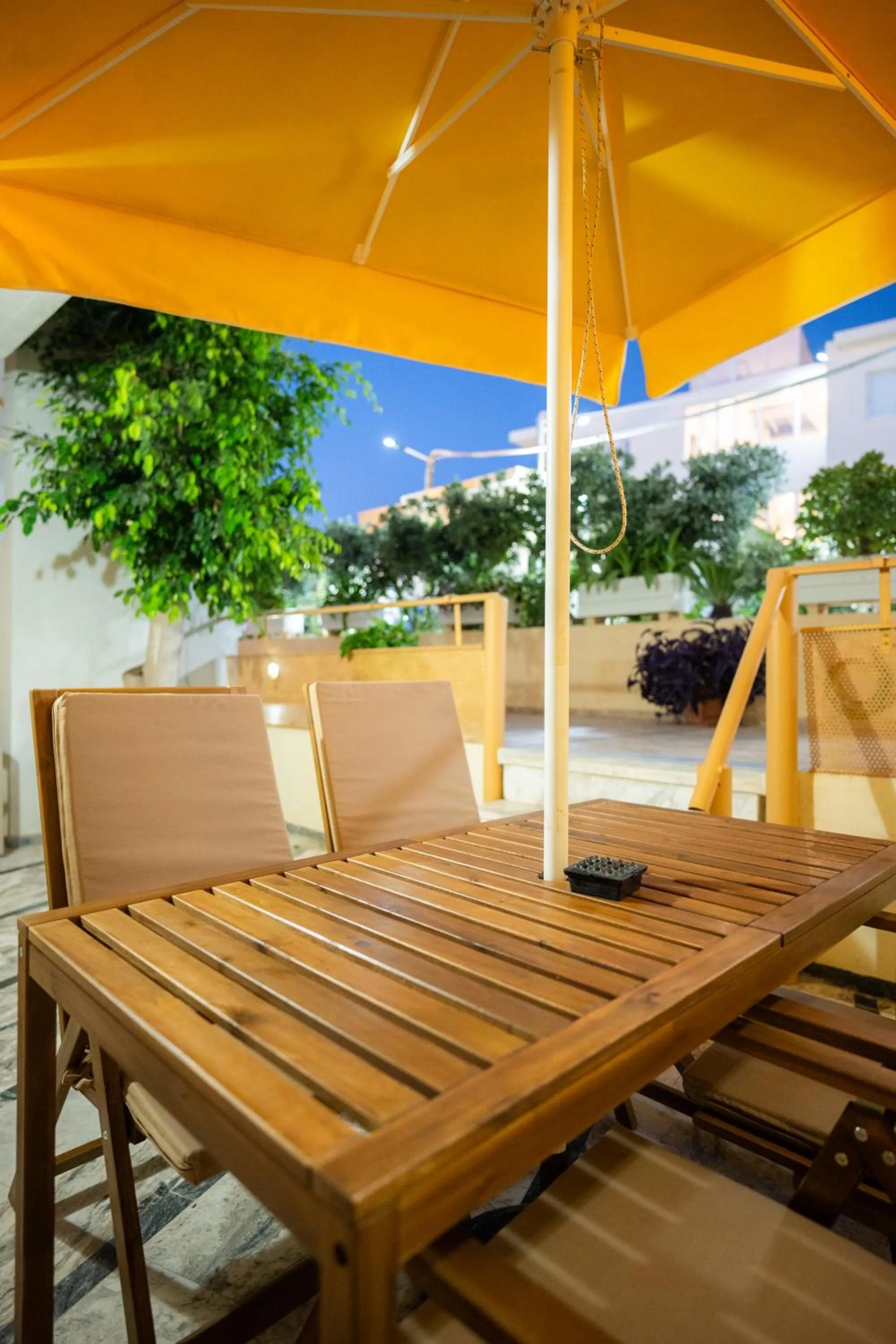 Esperides Beach Hotel Apartments