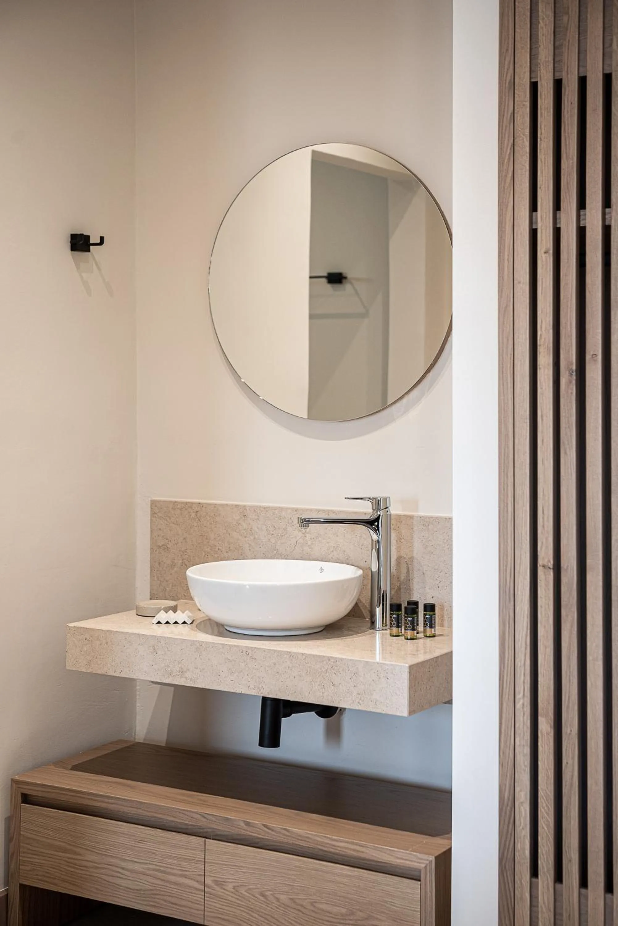 Esperides Beach Hotel Apartments