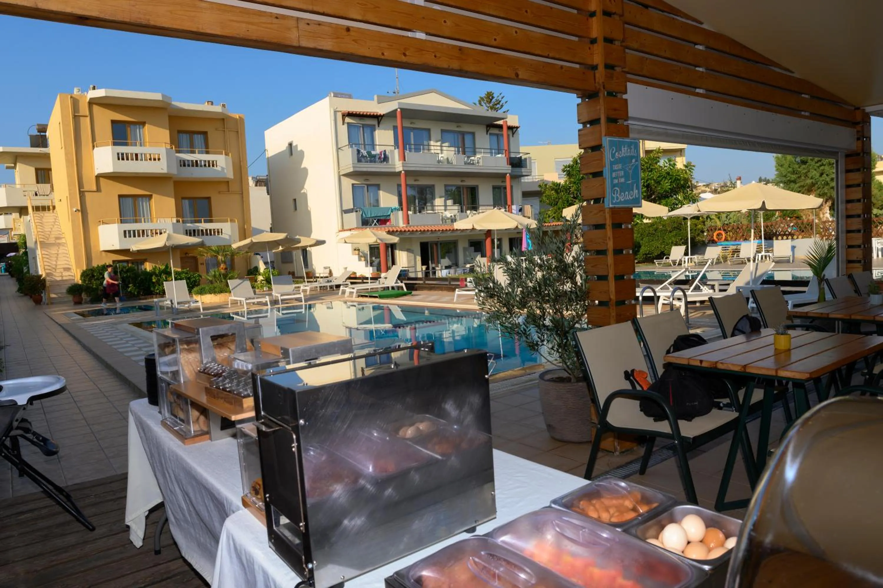 Esperides Beach Hotel Apartments