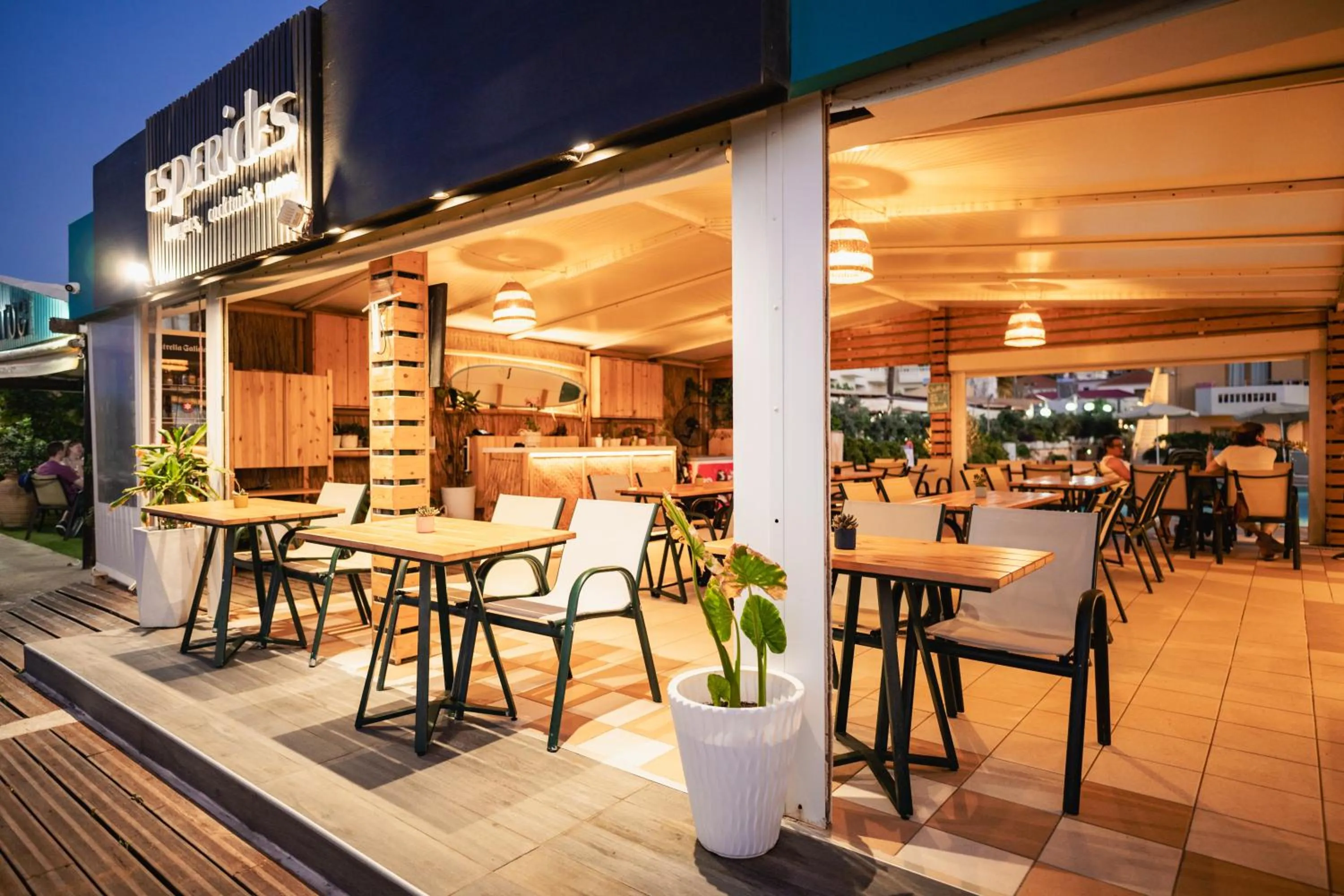 Esperides Beach Hotel Apartments