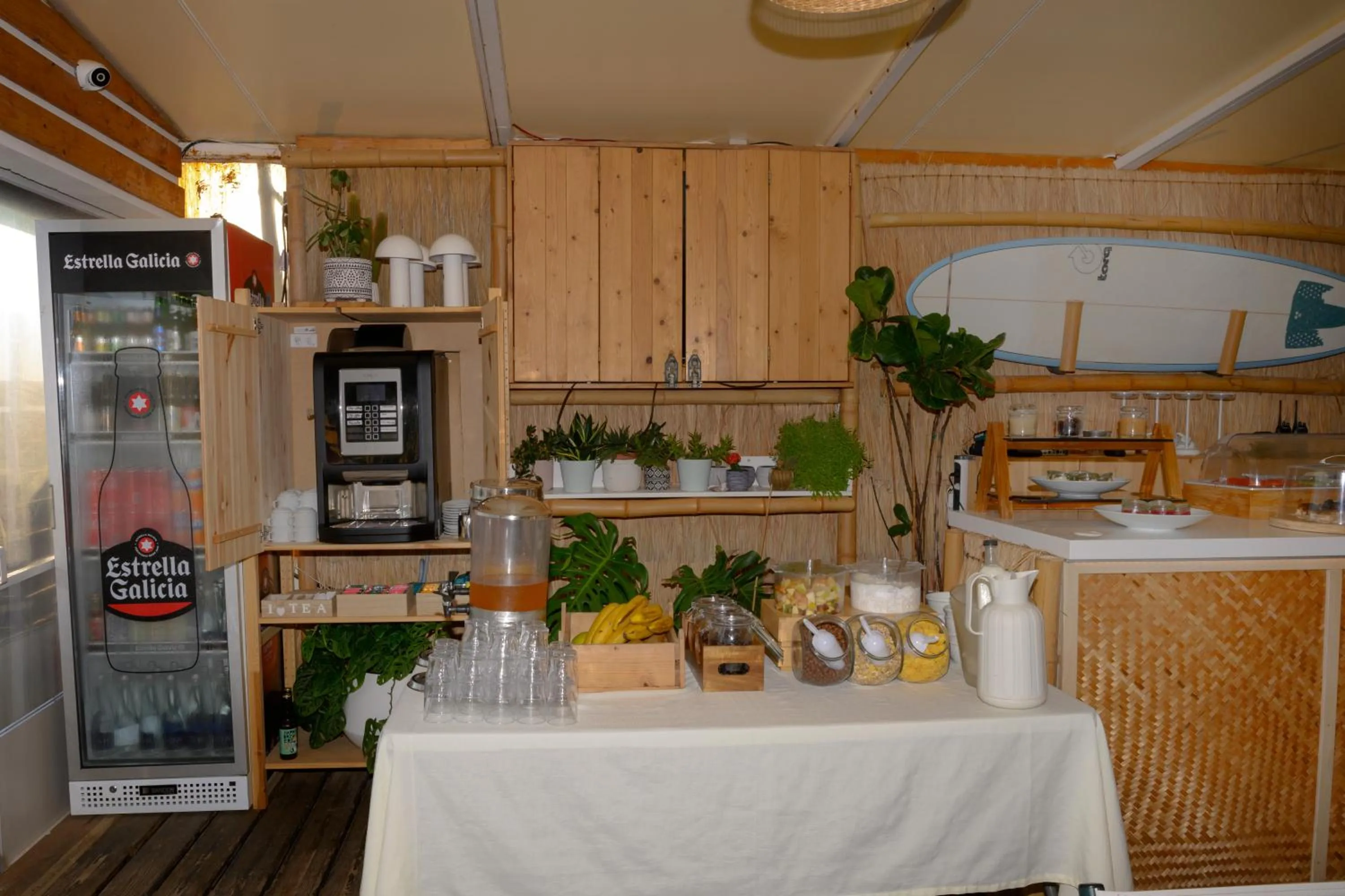 Esperides Beach Hotel Apartments