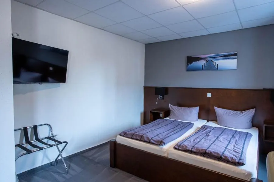 TV and multimedia, Bed in Hotel Restaurant Fritz