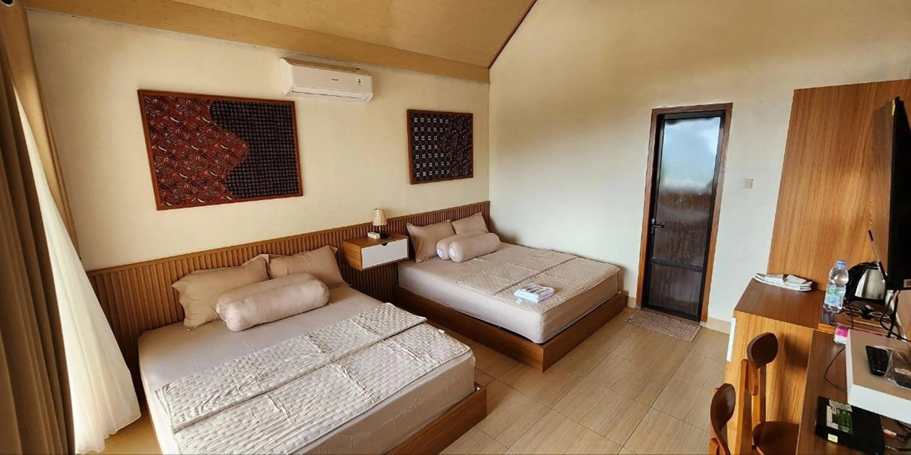 Bed in Villa Kopiori