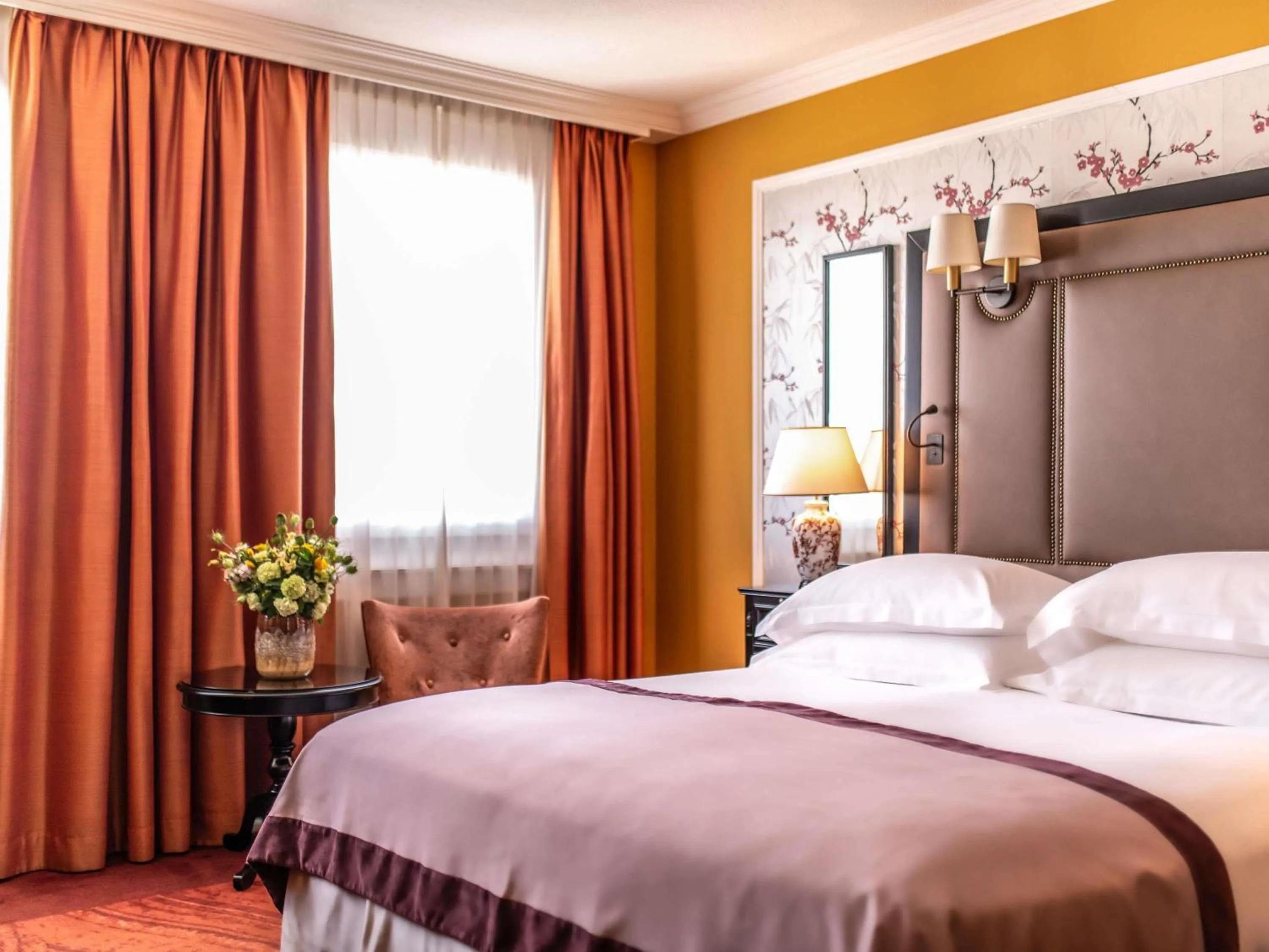 Bedroom, Bed in Hotel Rotary Geneva - MGallery