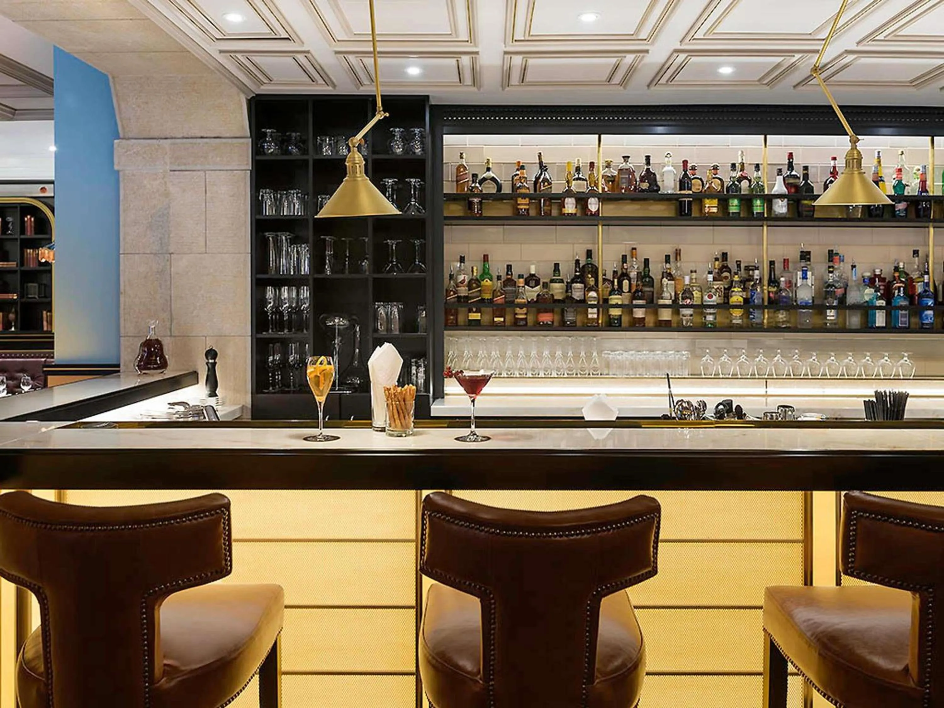 Lounge or bar in Hotel Rotary Geneva - MGallery