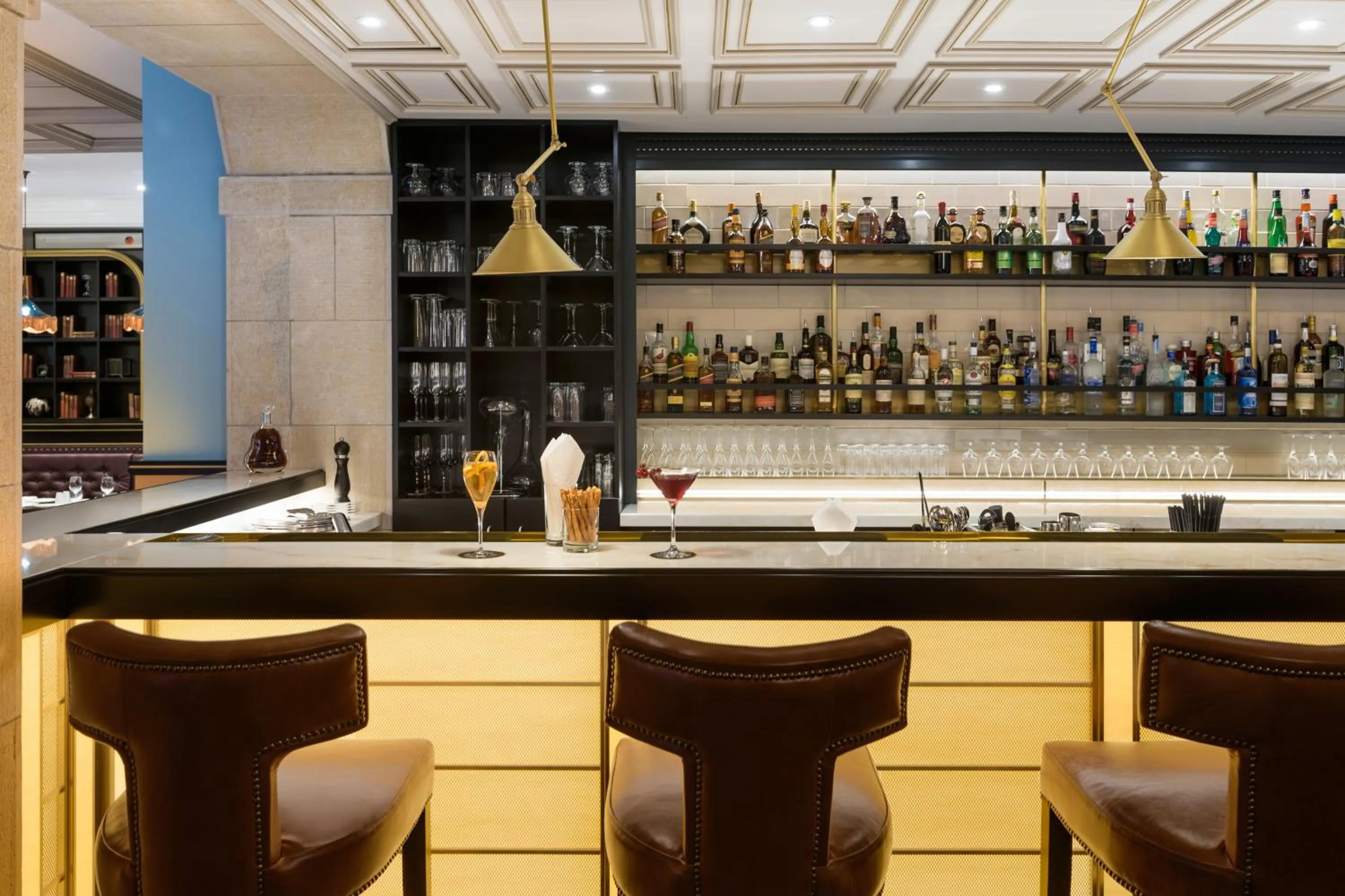 Lounge or bar in Hotel Rotary Geneva - MGallery