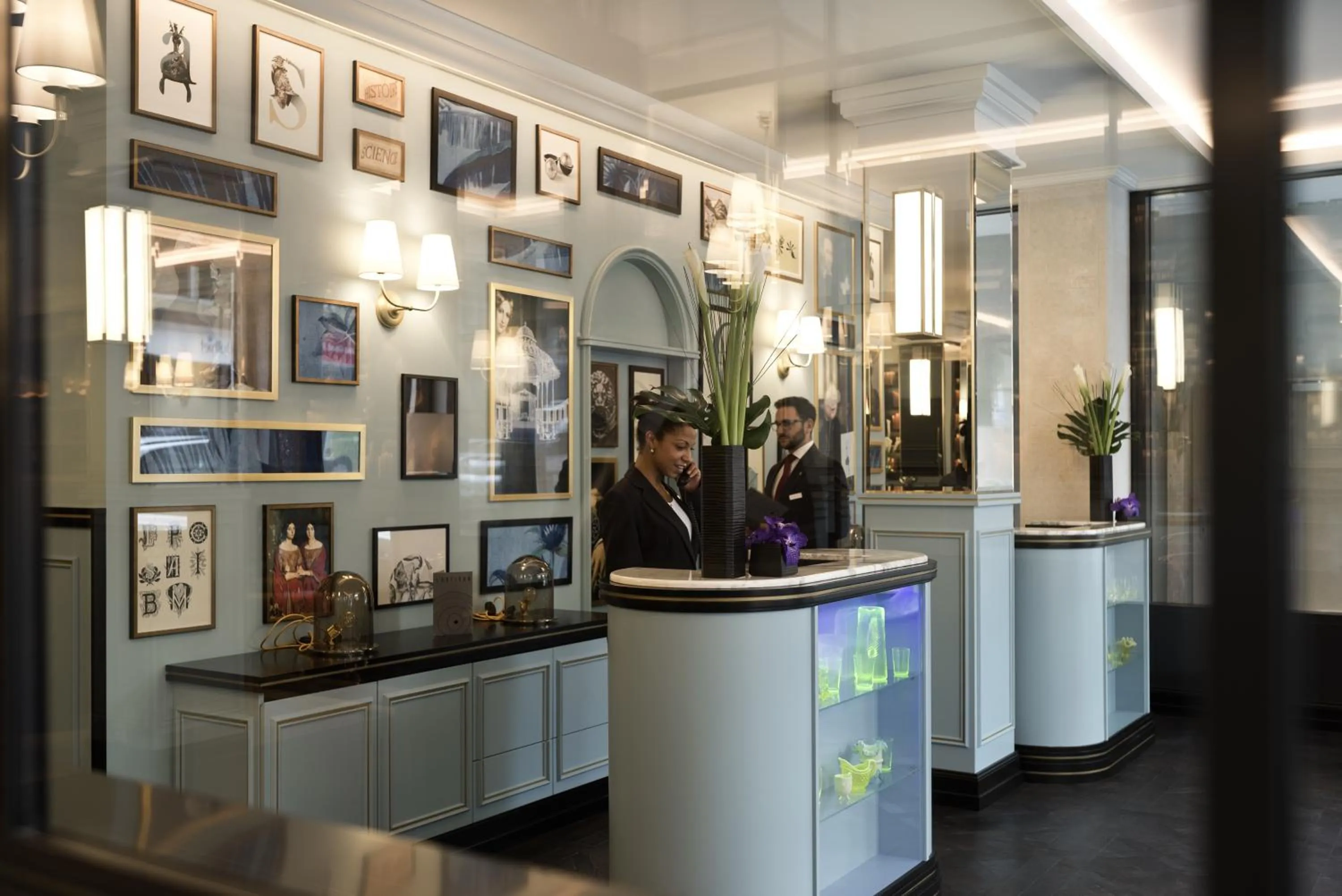 Lobby or reception in Hotel Rotary Geneva - MGallery