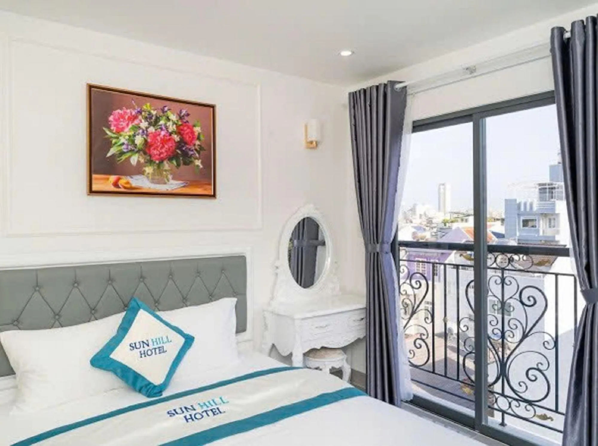 Bed in Sun Hill Hotel