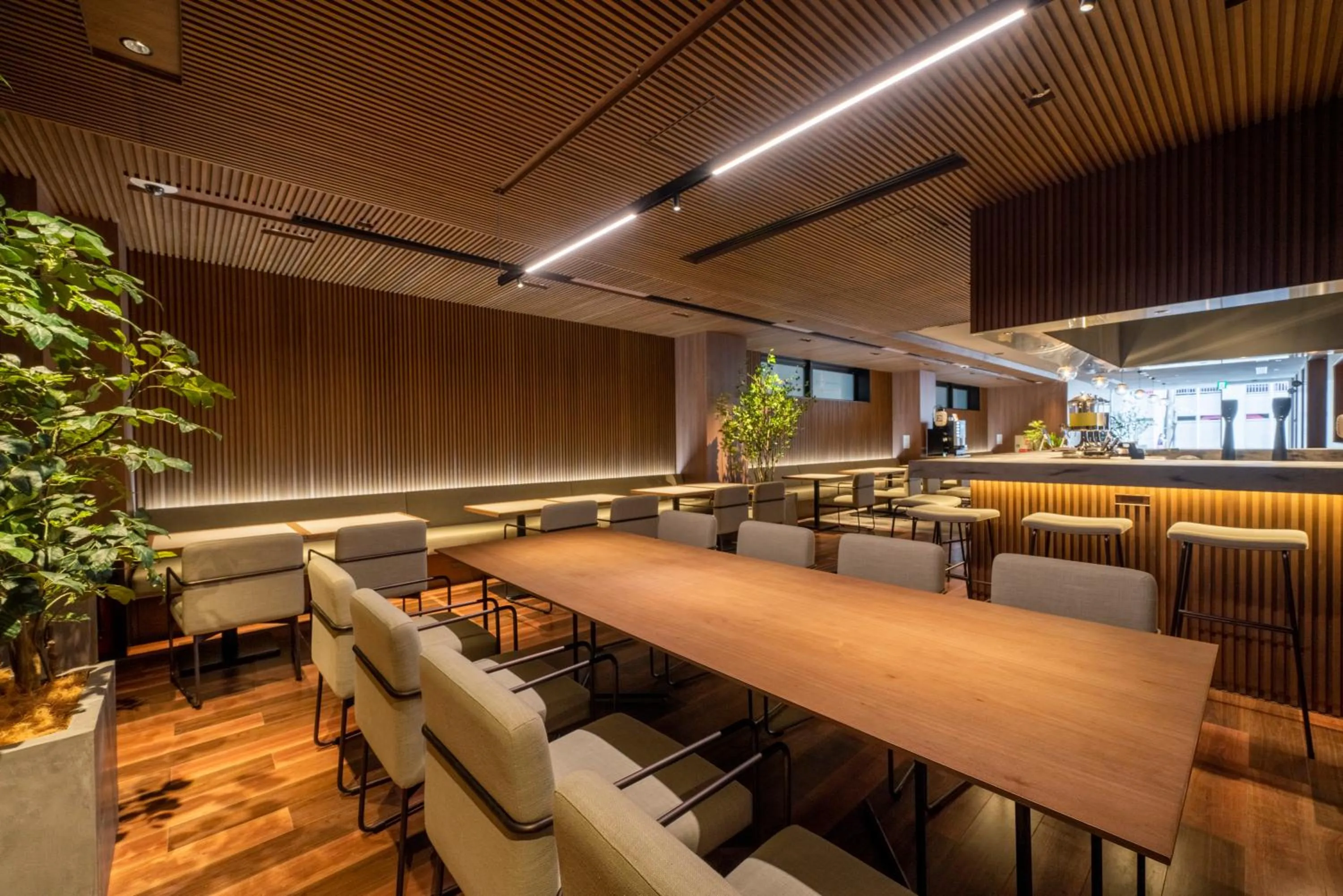 Restaurant/places to eat in Hotel Oriental Express Fukuoka Nakasu Kawabata