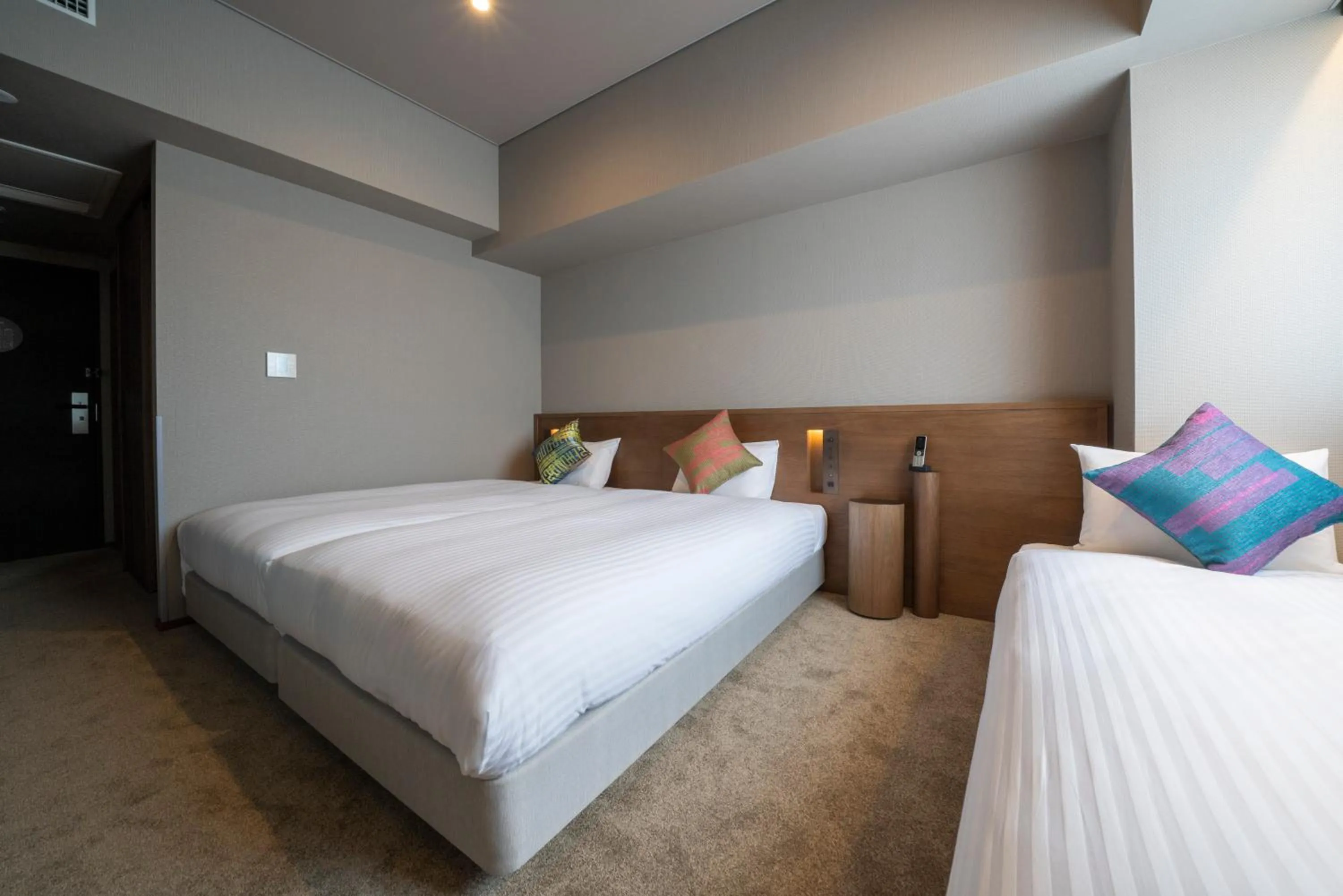 Photo of the whole room, Bed in Hotel Oriental Express Fukuoka Nakasu Kawabata