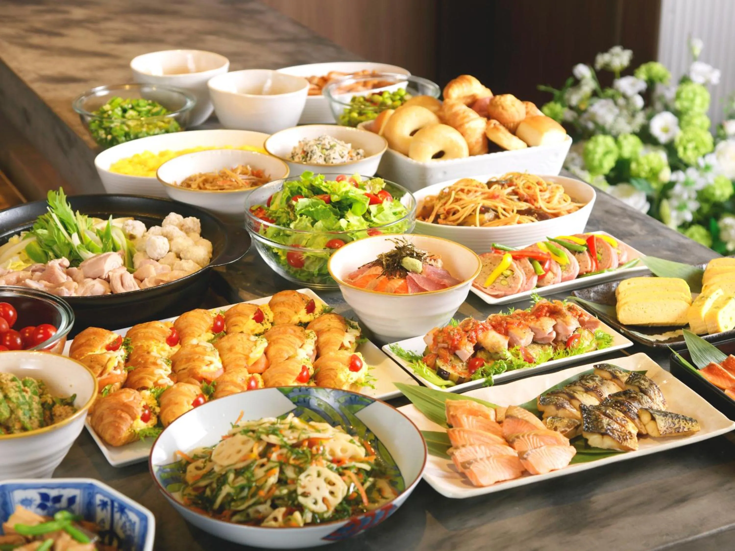 Food and drinks in Hotel Oriental Express Fukuoka Nakasu Kawabata