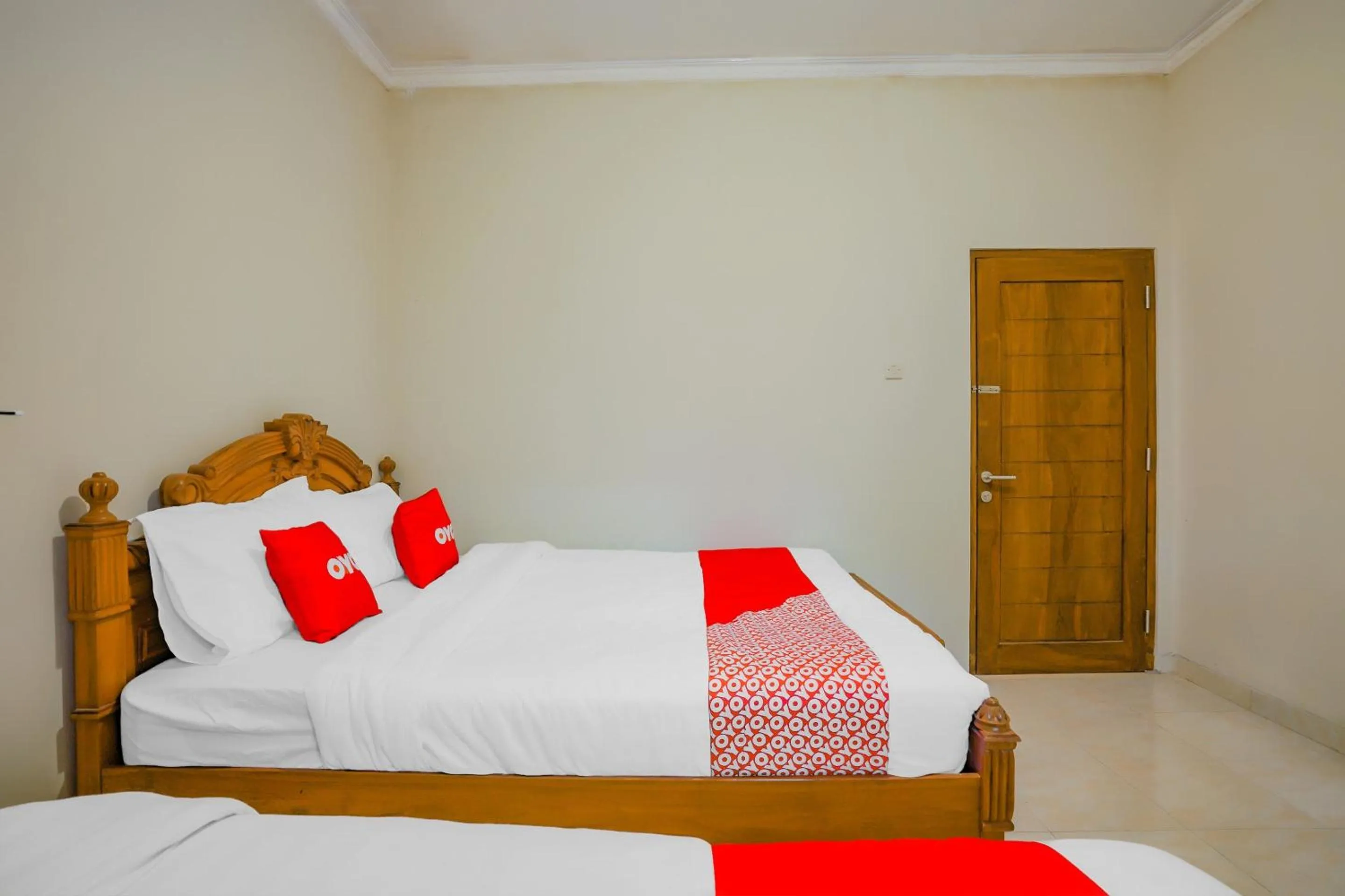 Bedroom, Bed in Hotel O Kenari House Syariah