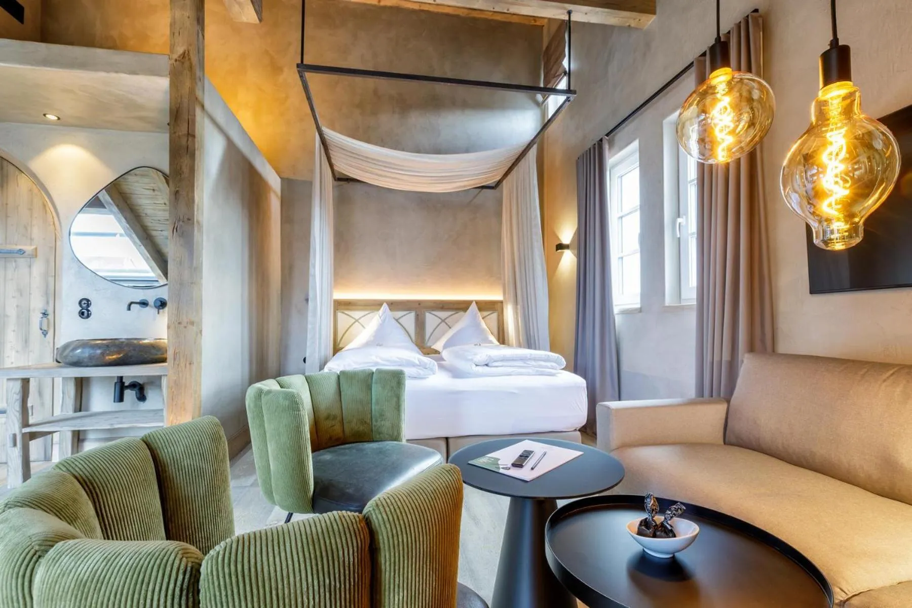 Photo of the whole room, Bed in Hotel Arthus