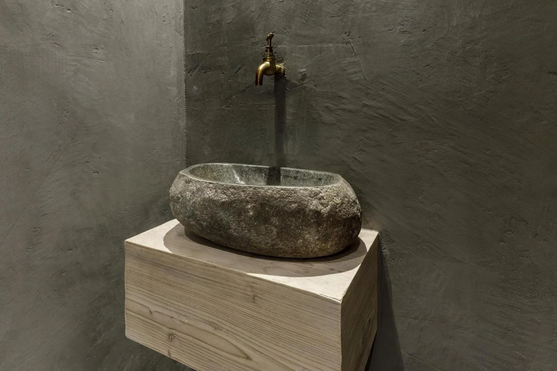 Decorative detail in Hotel Arthus