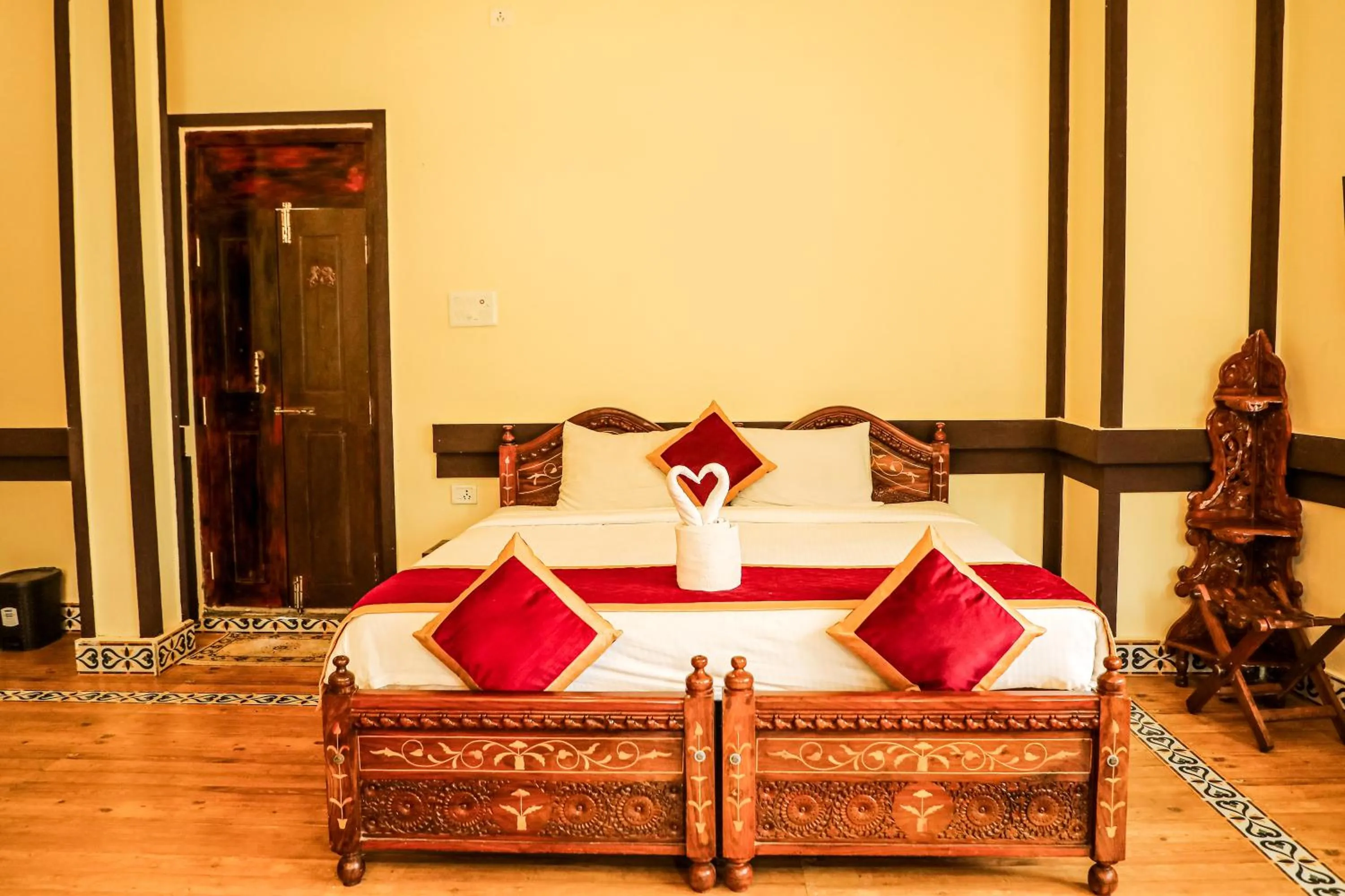 Bed in Hill Fort Hotel And Resorts Yelagiri Hills