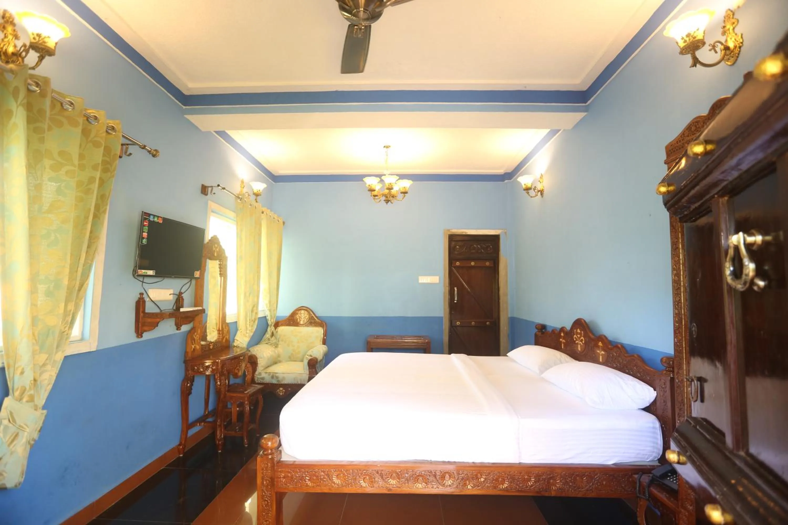 Bed in Hill Fort Hotel And Resorts Yelagiri Hills