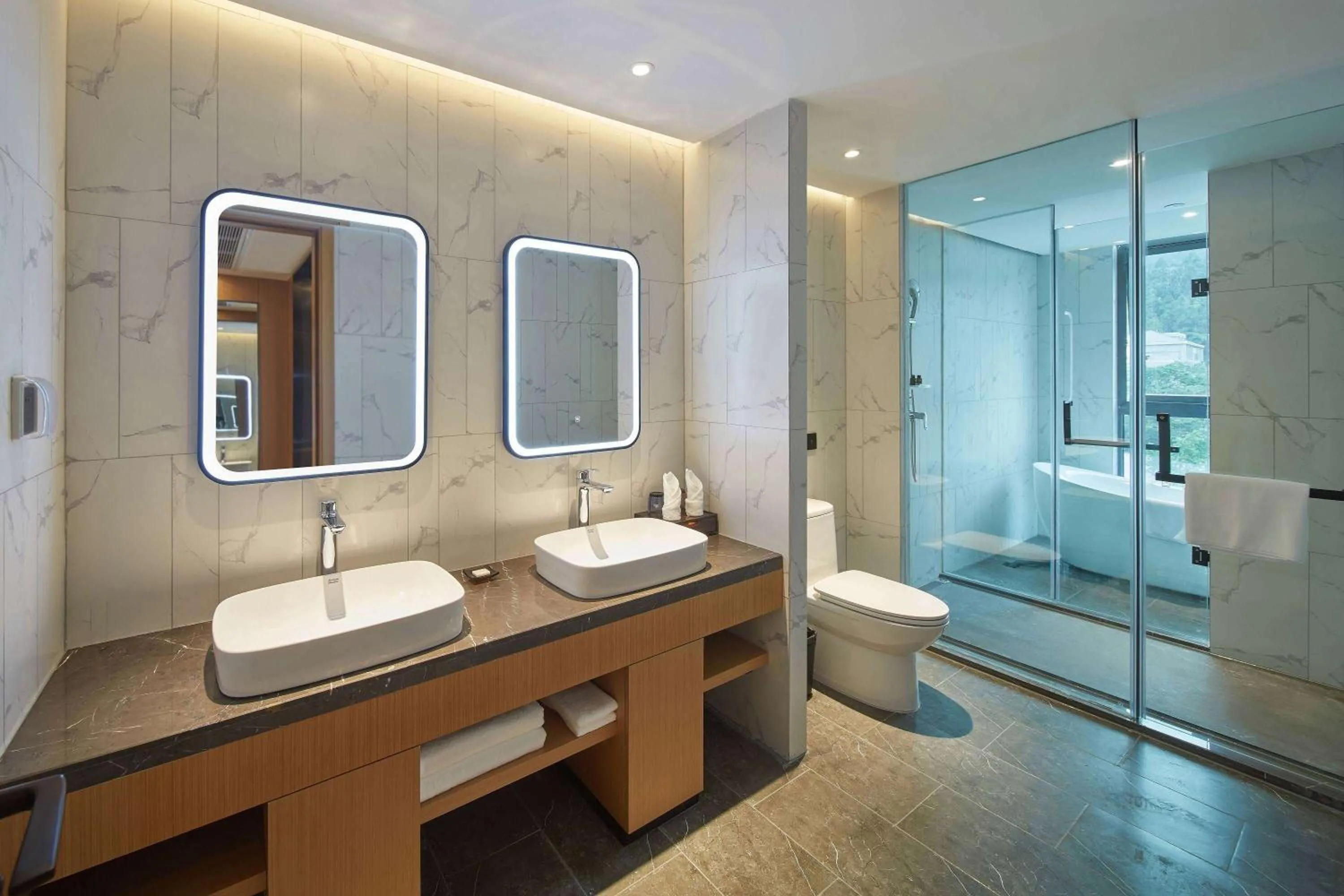 Bathroom in Days Hotel by Wyndham Bishan Chongqing