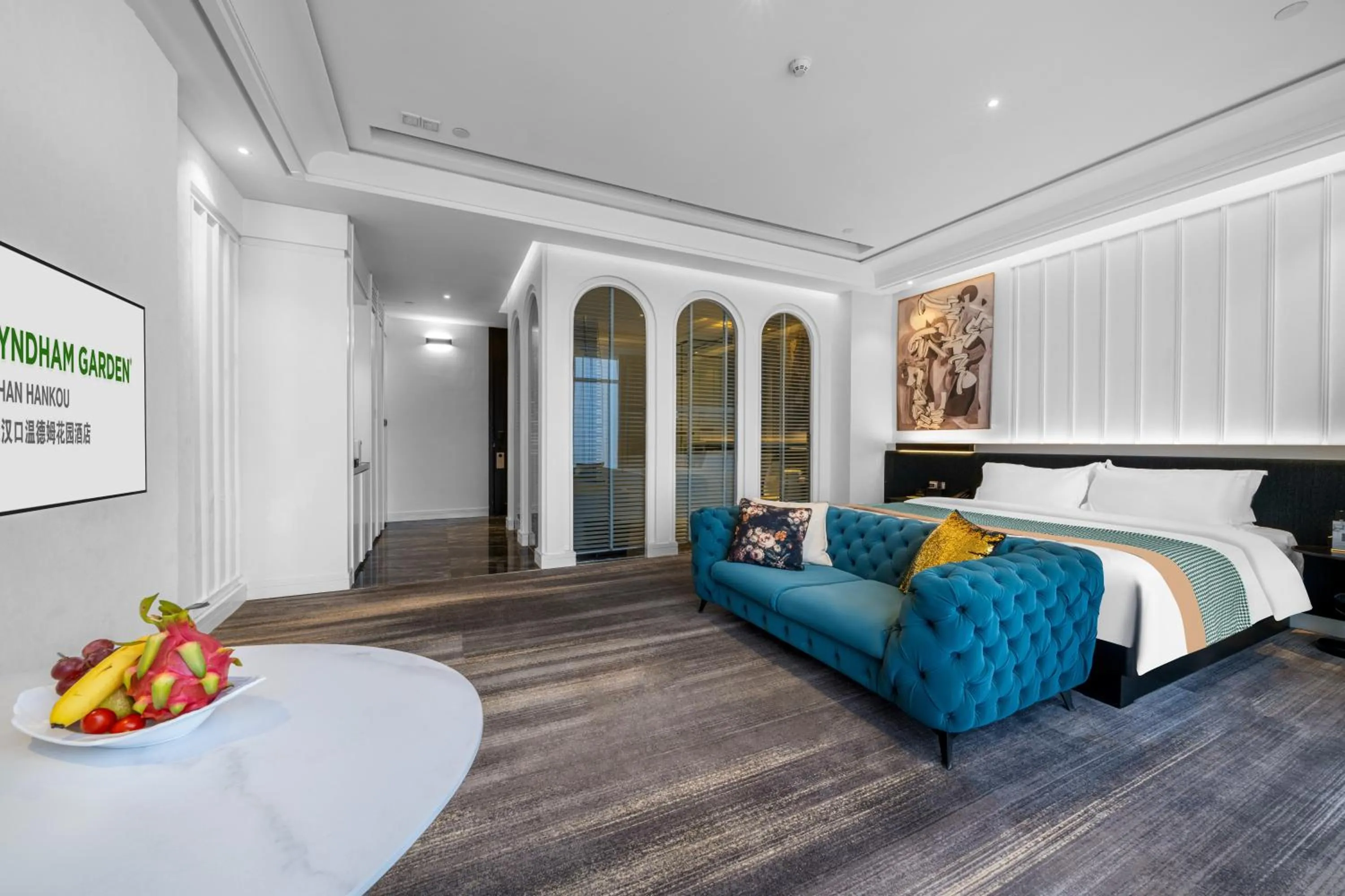 Bed in Wyndham Garden Wuhan Hankou