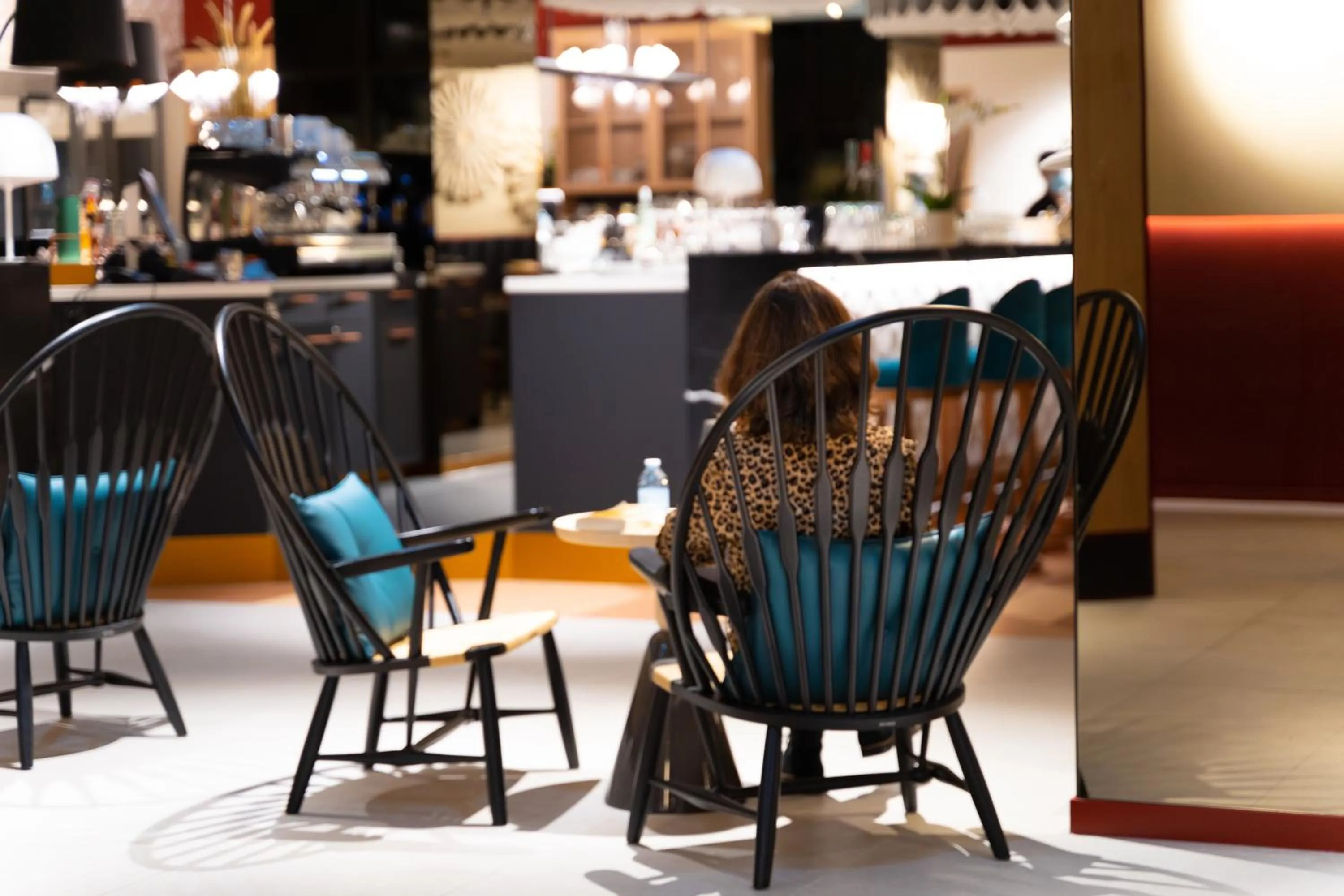 Lounge or bar in ibis Styles Zurich City Center