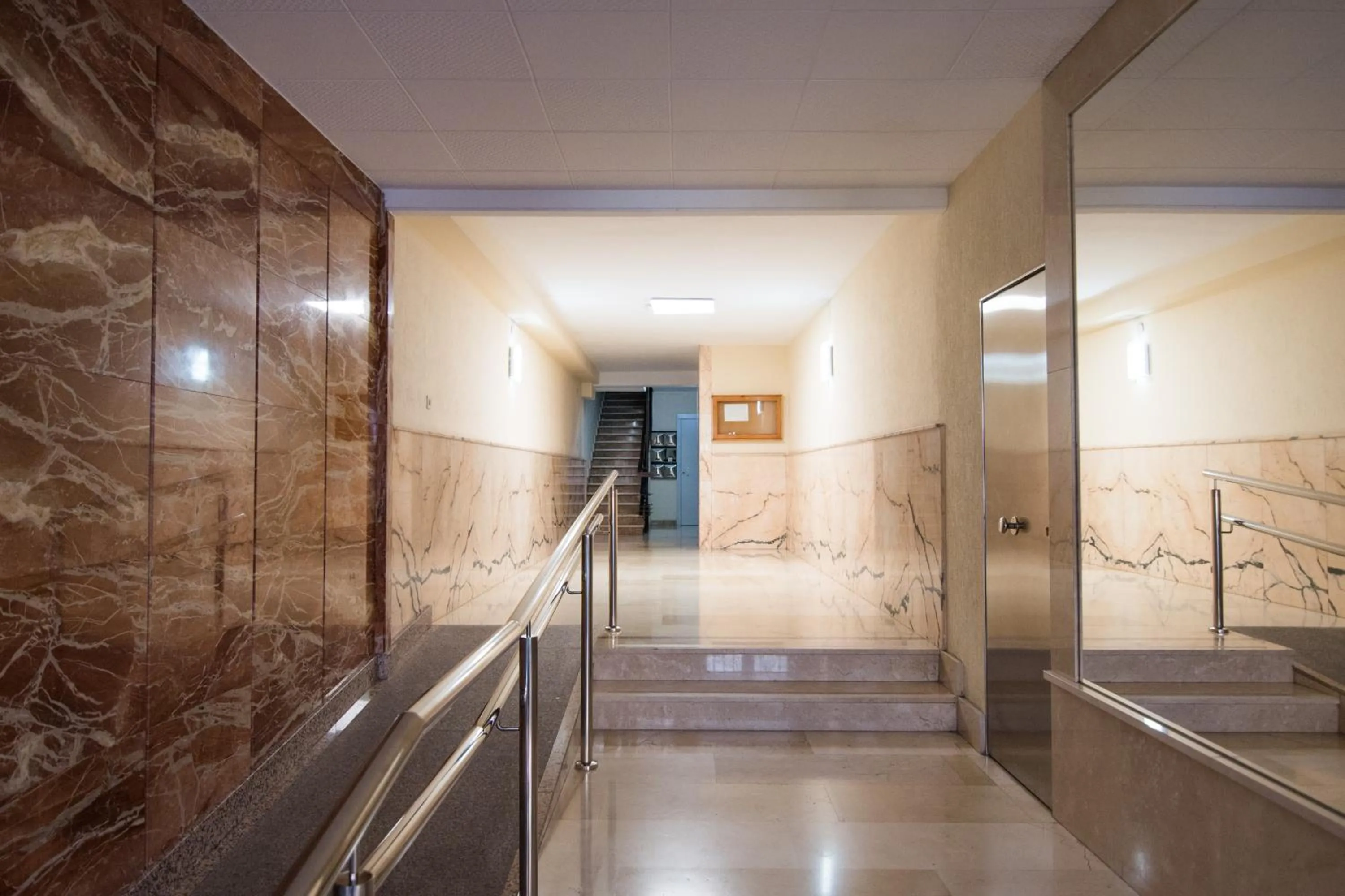 Lobby or reception in tuGuest Station 2 apartment