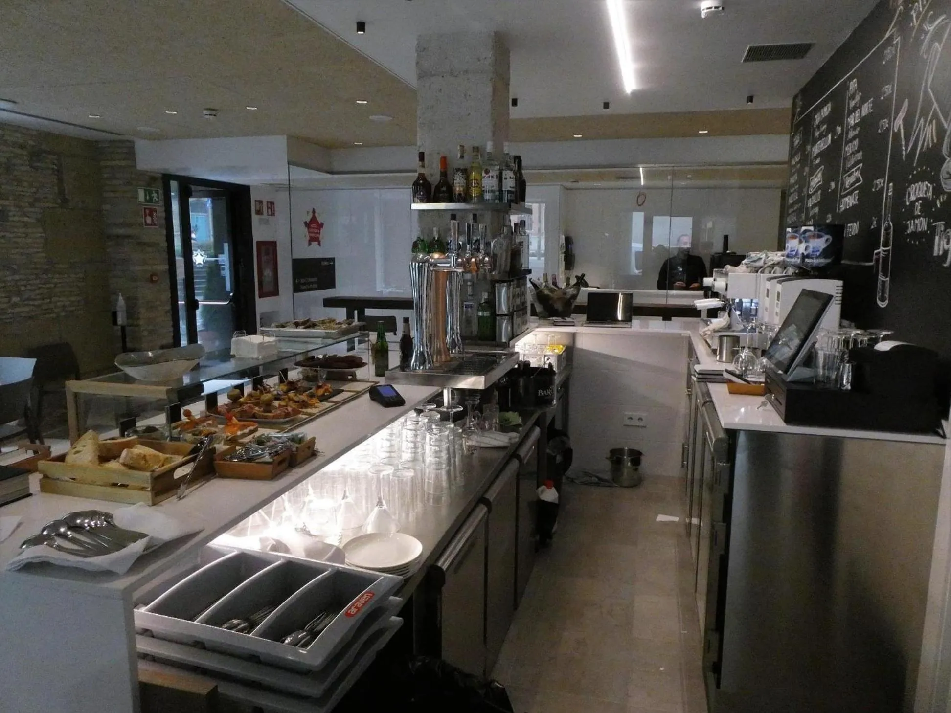 Restaurant/places to eat in Hotel Ciudadela Pamplona