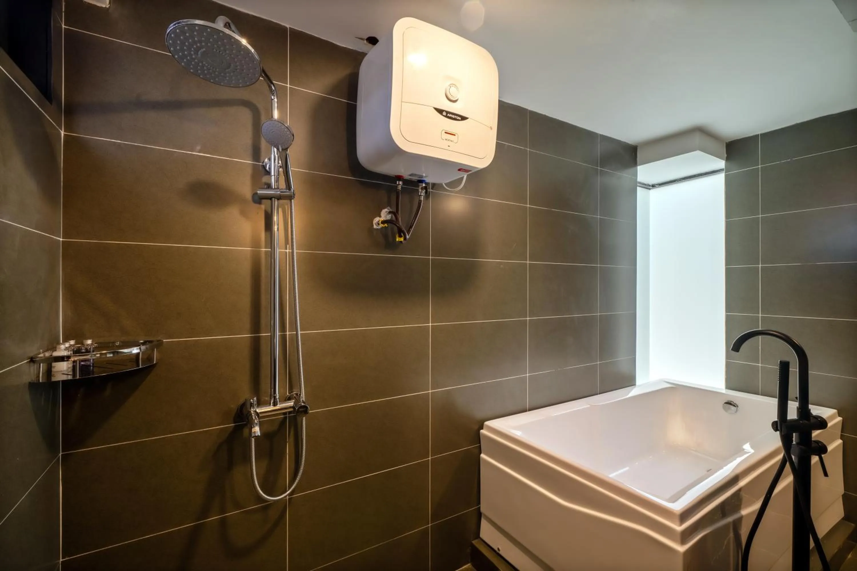 Bathroom in Bach Duong Hotel