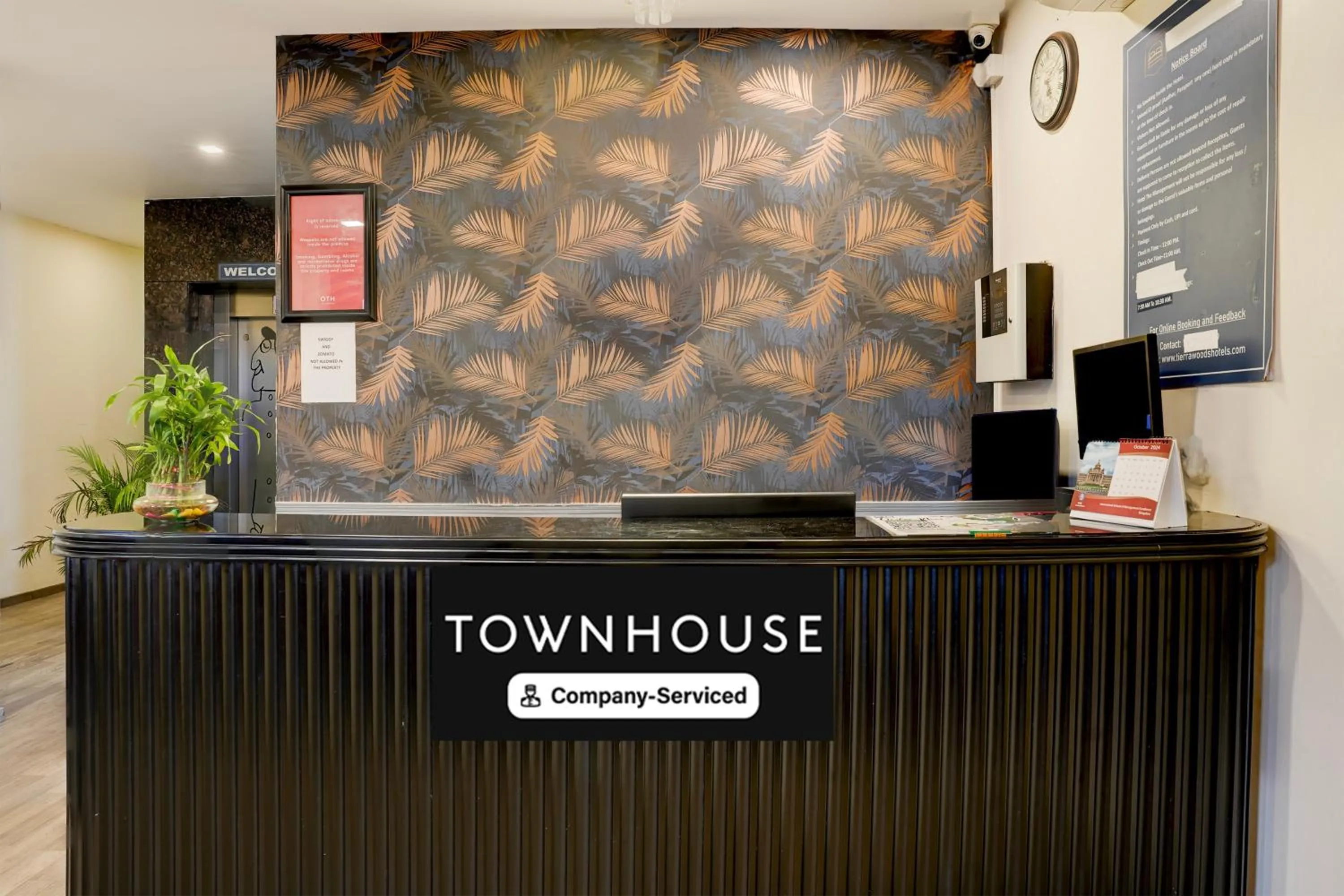 Lobby or reception in Super Townhouse Ulsoor Near Halasuru Metro Station