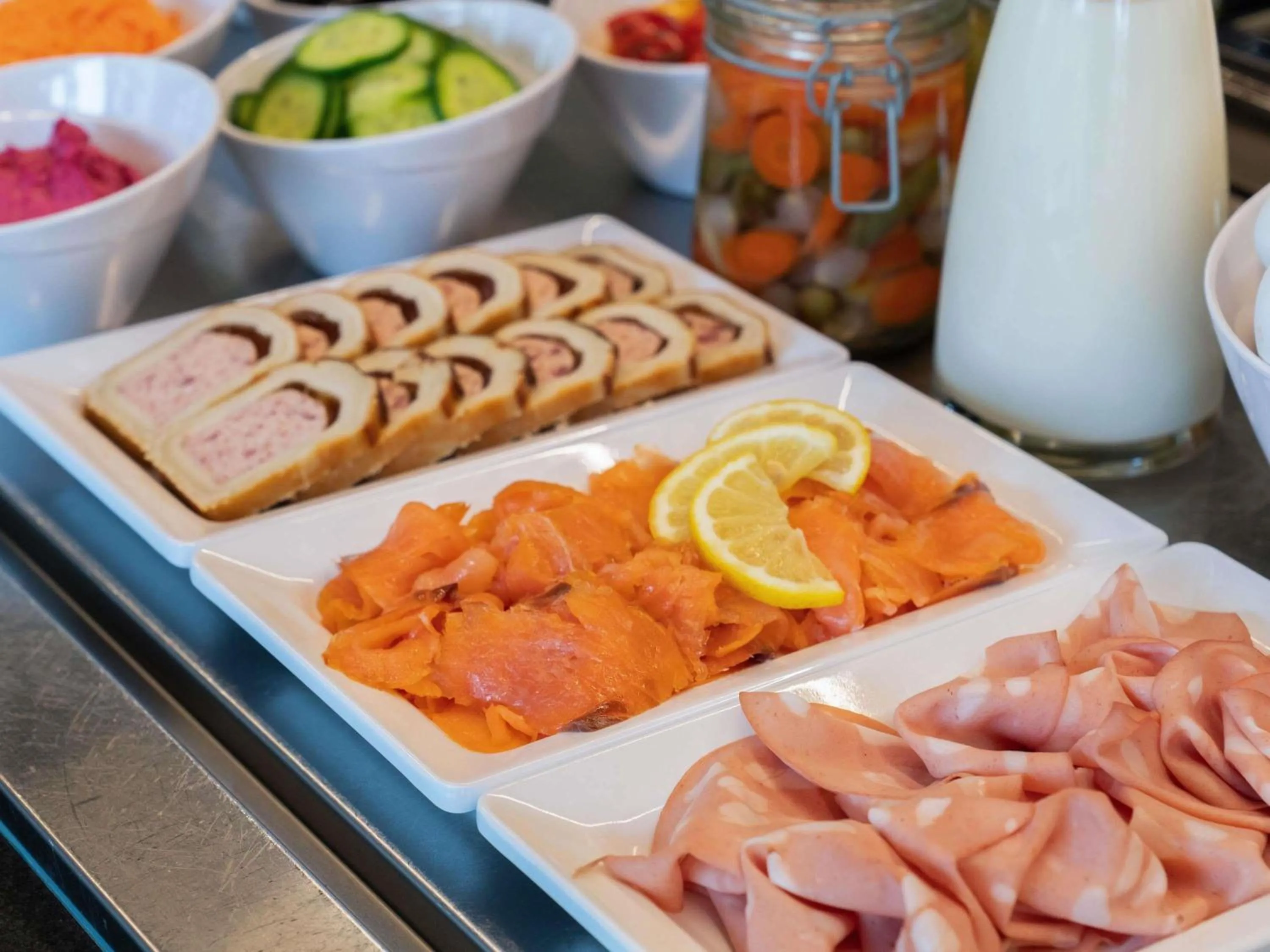 Breakfast in Novotel Suites Genève Aéroport