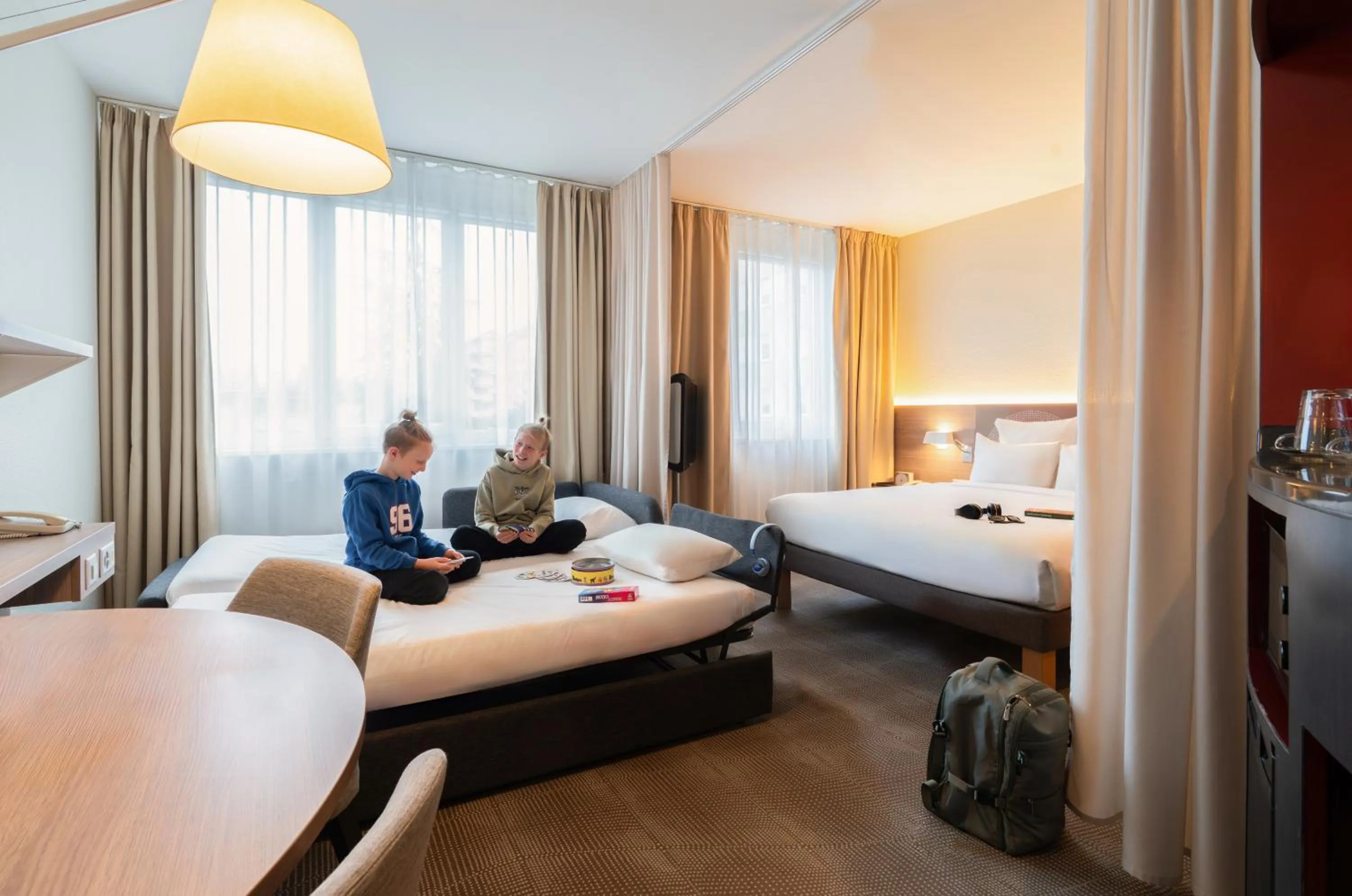 children, Bed in Novotel Suites Genève Aéroport