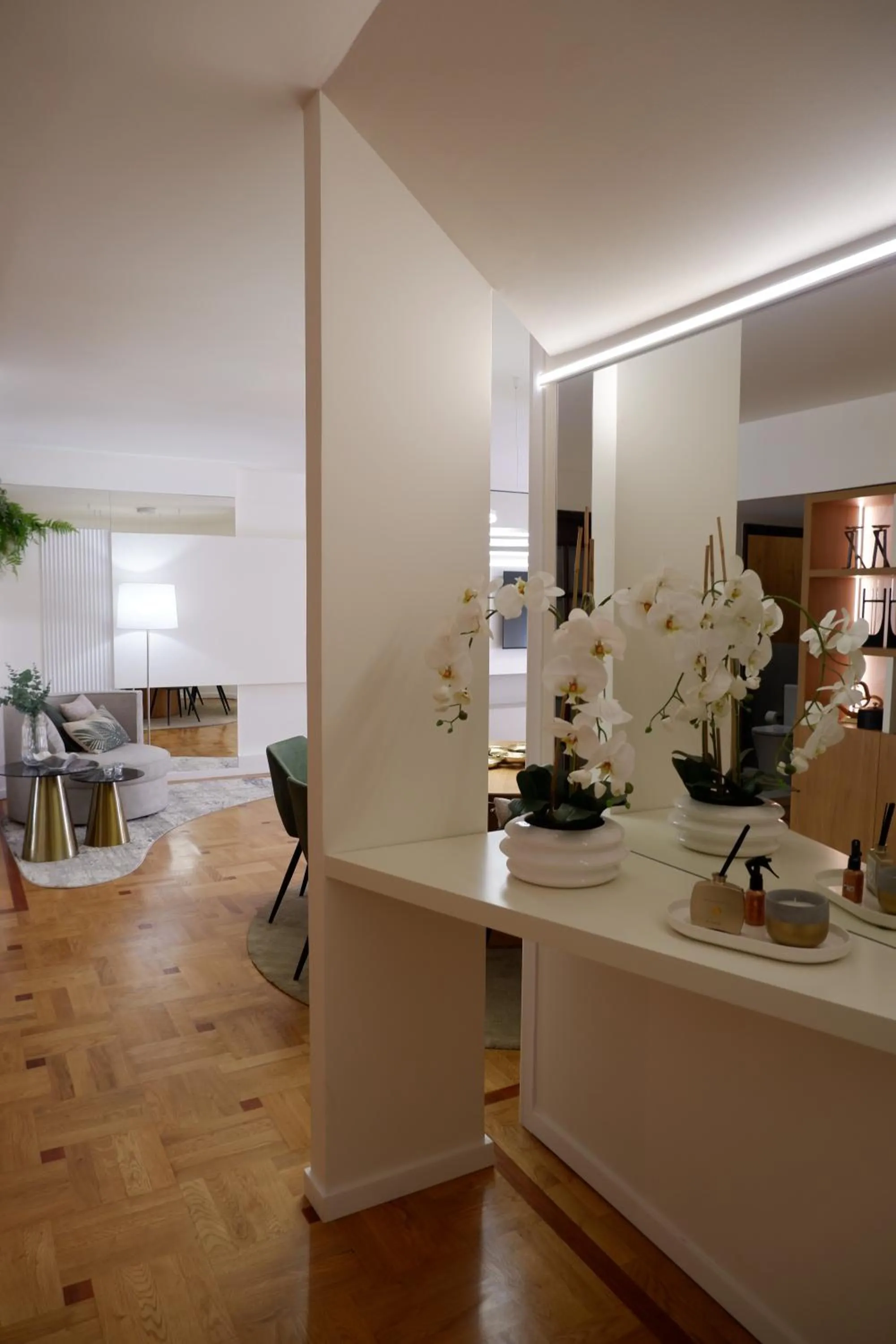 Living room in Porto Family Home by MP - Renovated