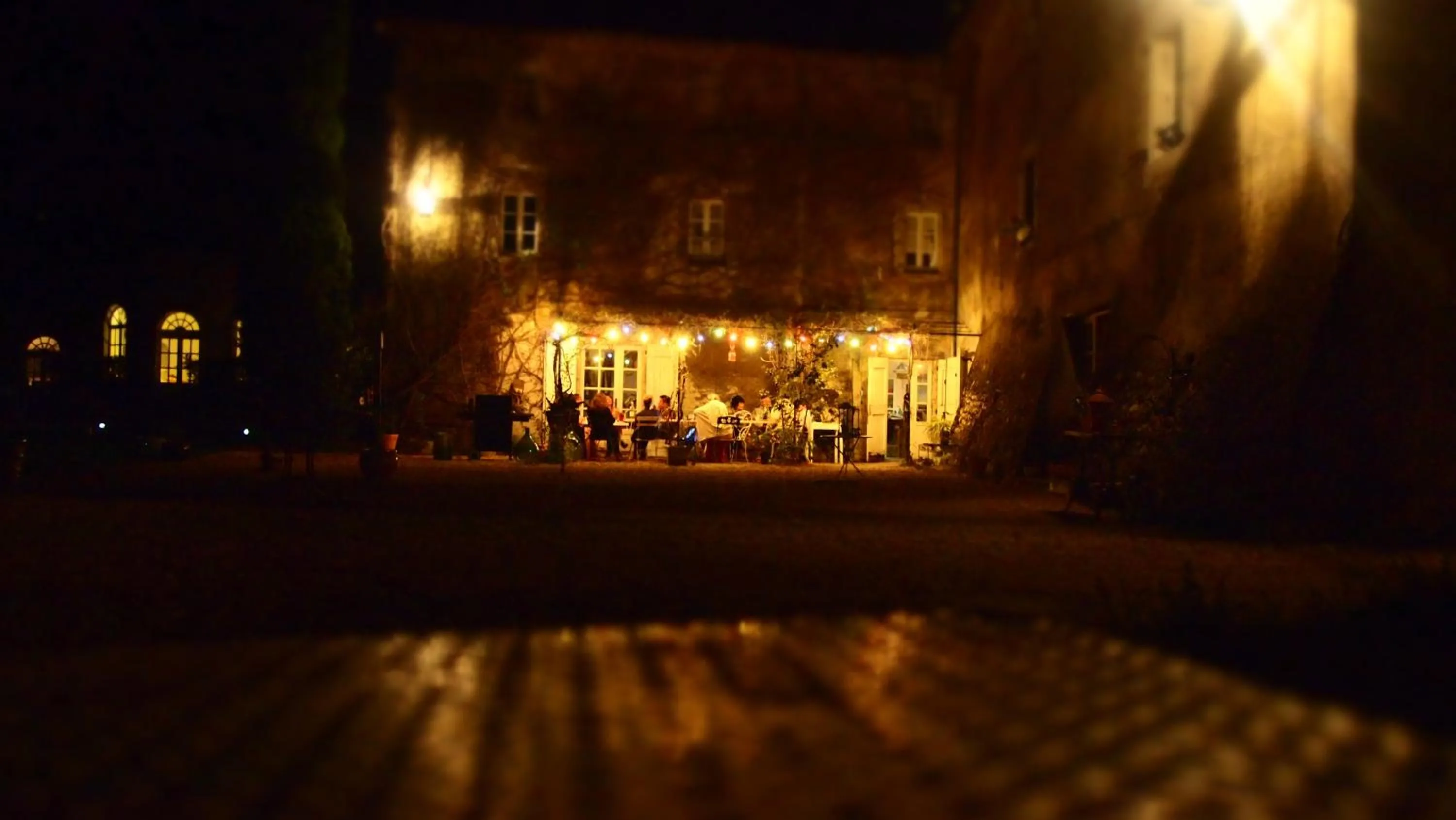Garden in Orangerie de Cardet - Maison d'hôtes - B&B