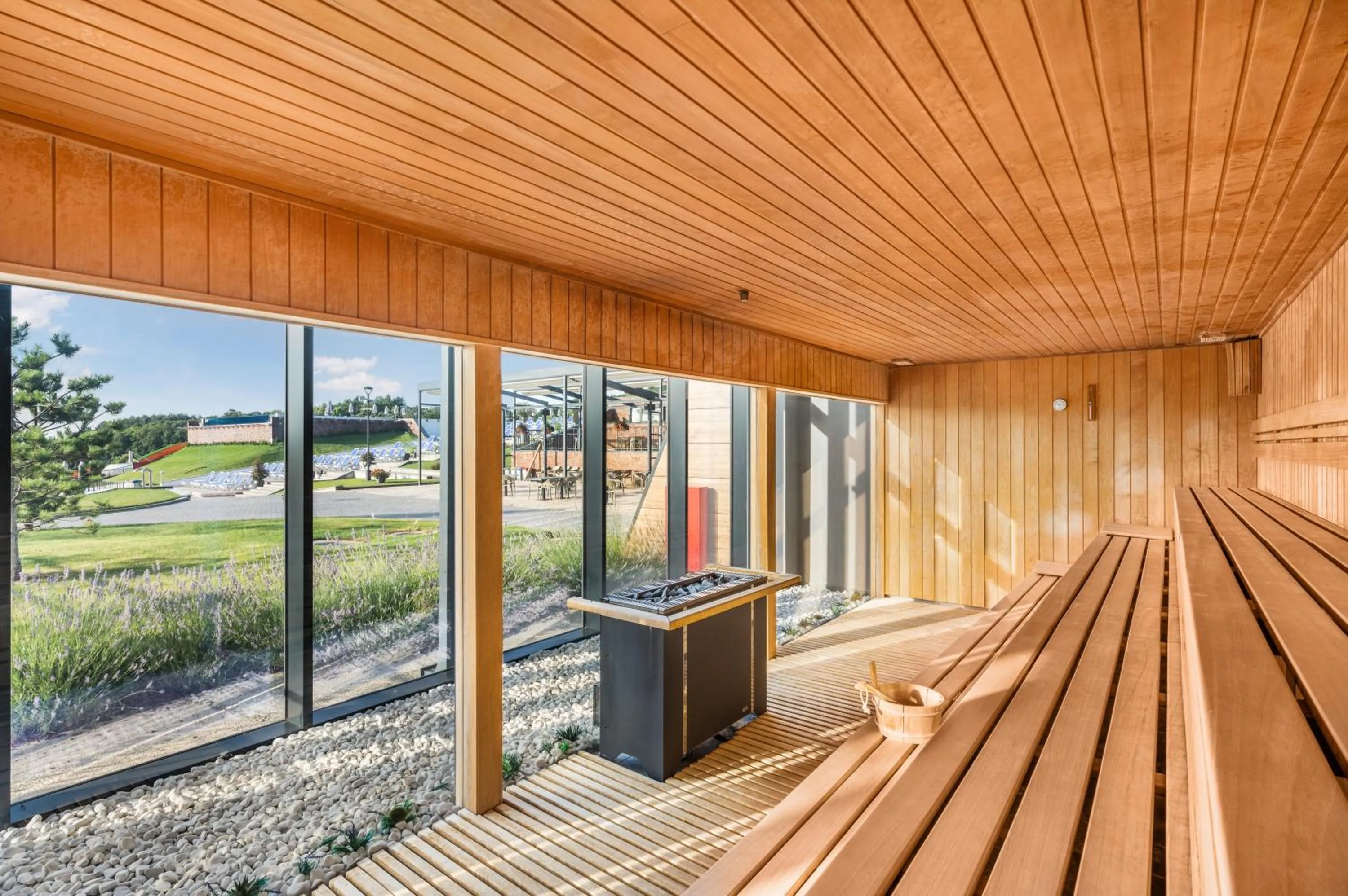 Swimming pool in Etno Naselje Vrdnička kula - Fruške Terme