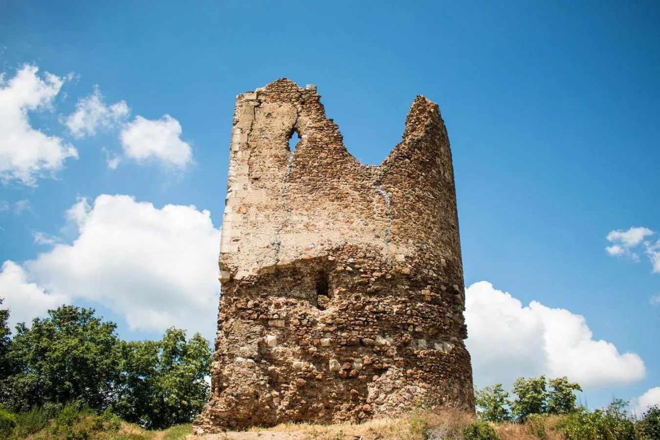 Nearby landmark in Etno Naselje Vrdnička kula - Fruške Terme