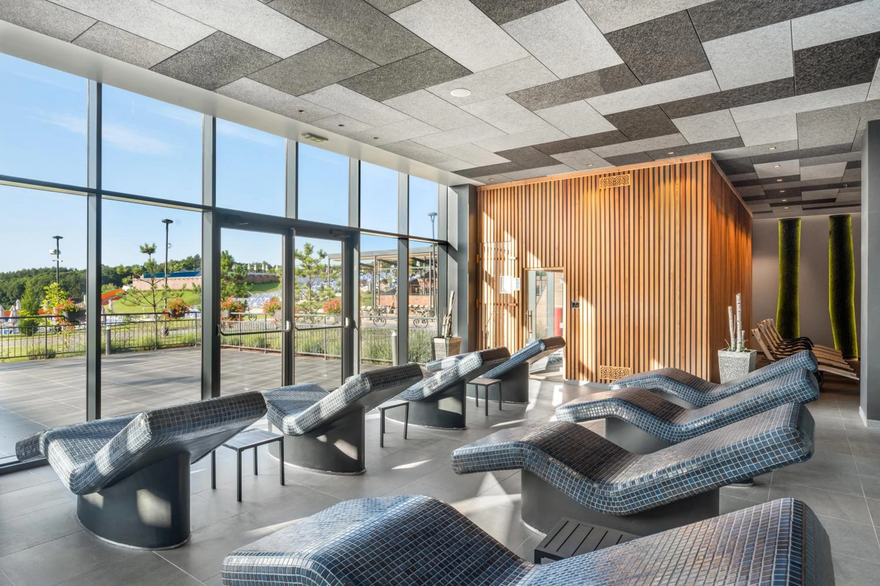 Swimming pool in Etno Naselje Vrdnička kula - Fruške Terme