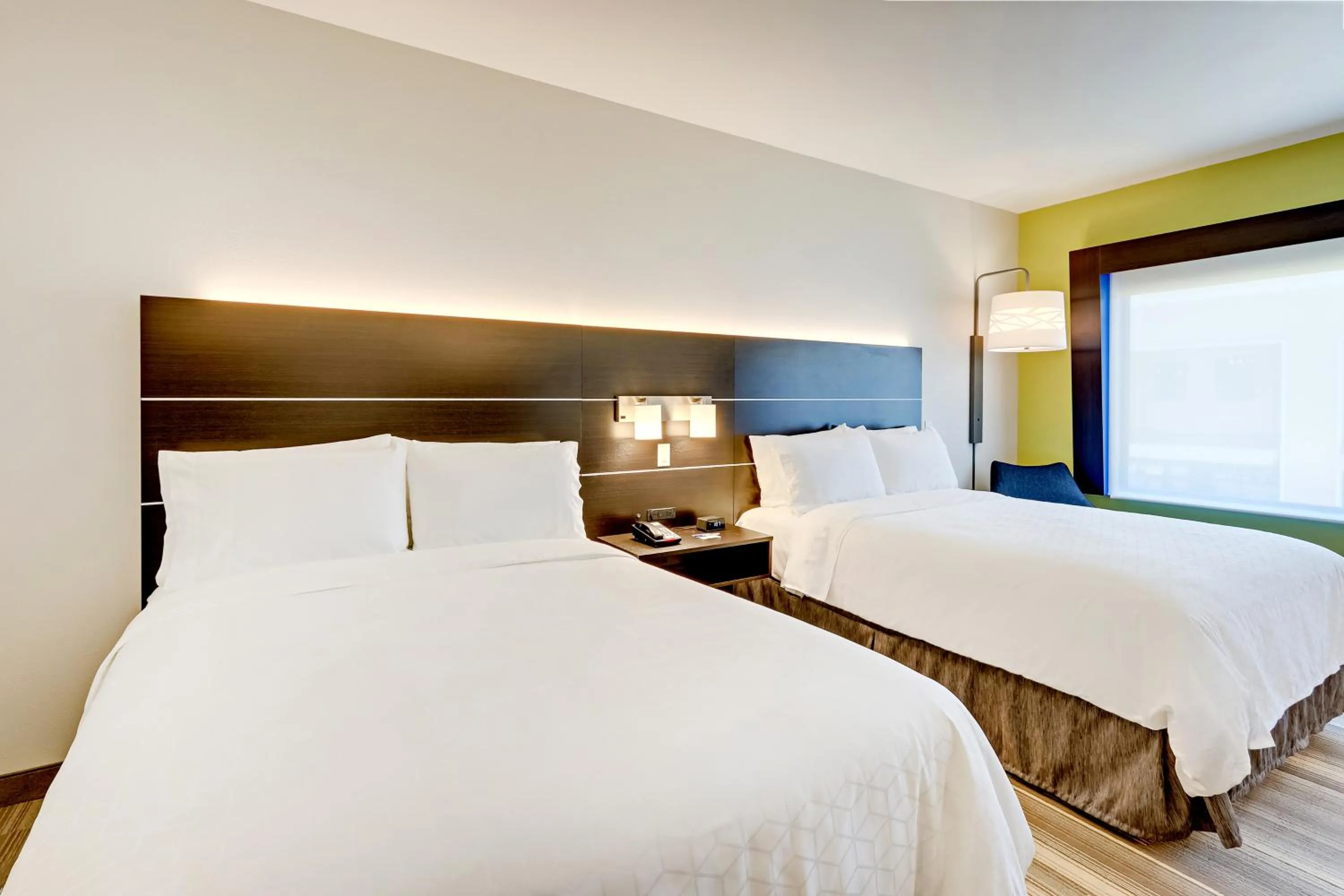 Bedroom, Bed in Holiday Inn Express & Suites - Winston - Salem SW - Clemmons by IHG