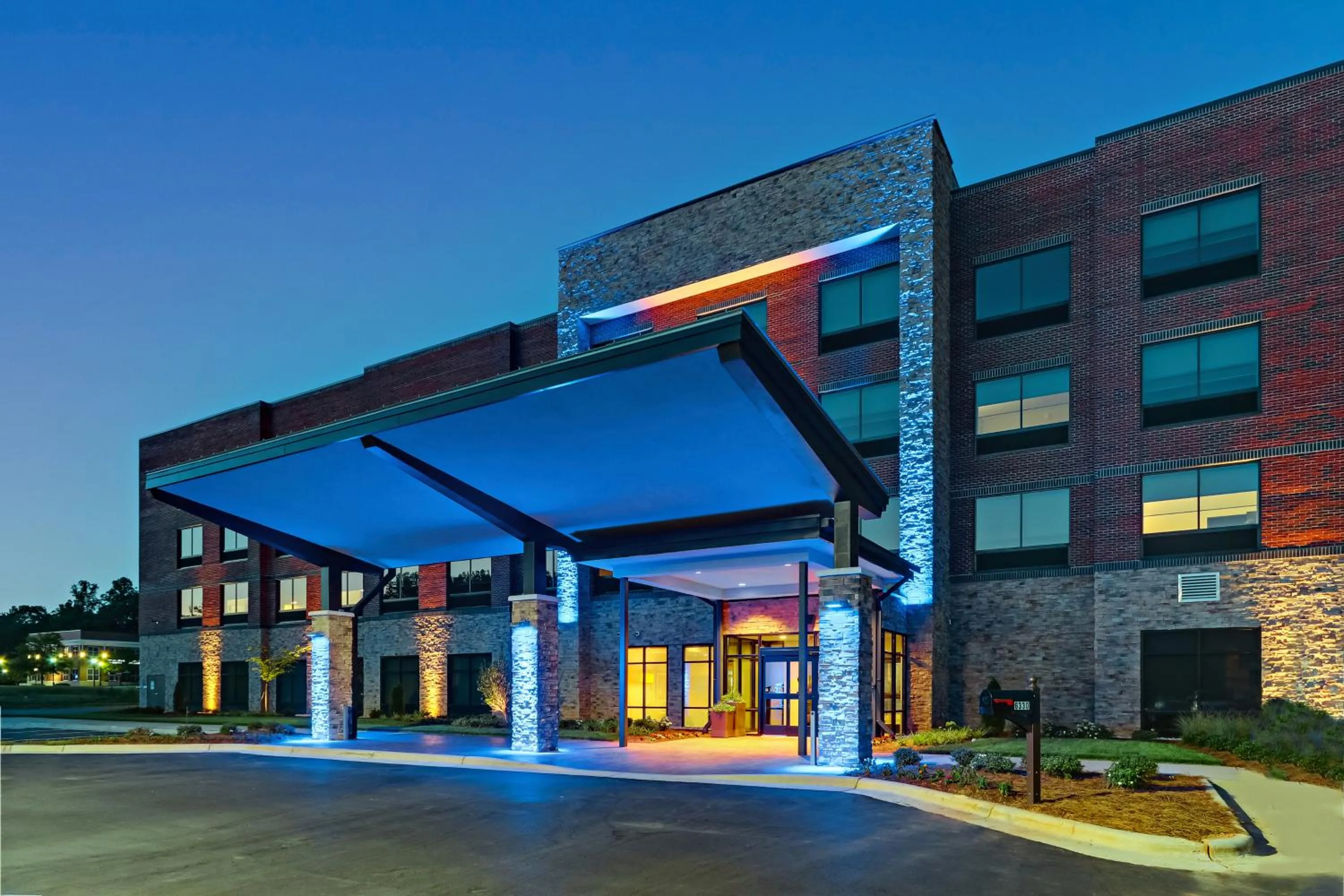 Property building in Holiday Inn Express & Suites - Winston - Salem SW - Clemmons by IHG