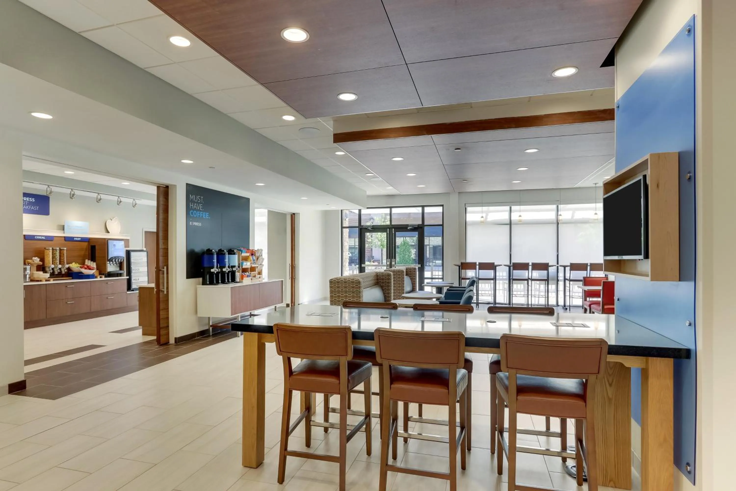 Lobby or reception in Holiday Inn Express & Suites - Winston - Salem SW - Clemmons by IHG