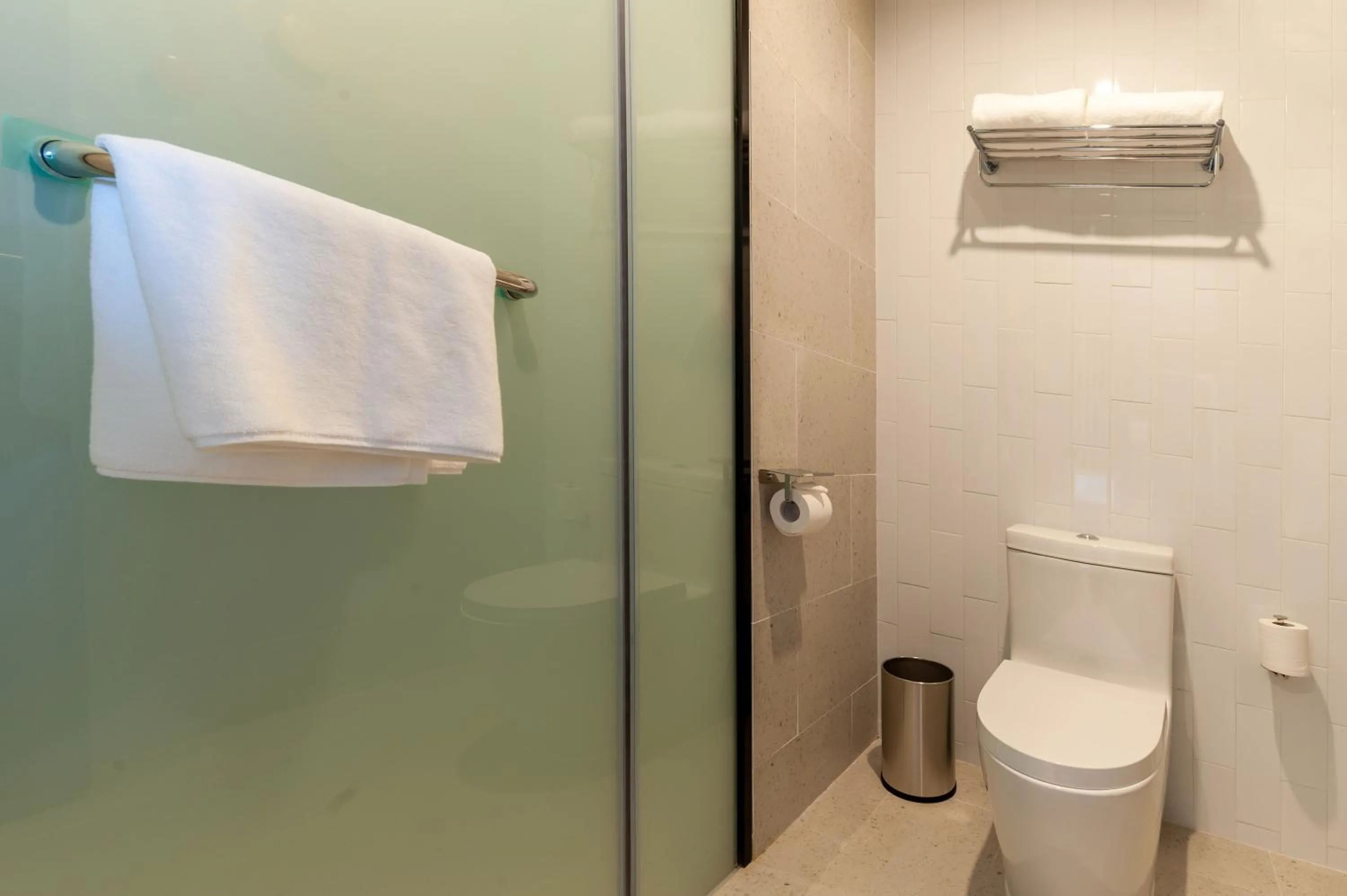 Holiday Inn Express Shanghai Baoyang by IHG