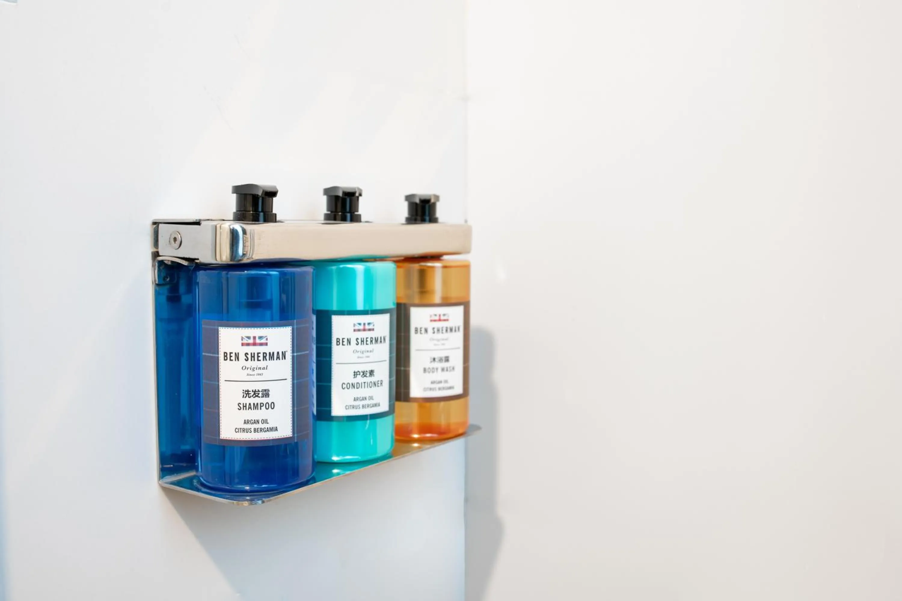 Bathroom in Holiday Inn Express Shanghai Pudong Zhangjiang by IHG - 20 minutes to New International Expo Center and Disneyland