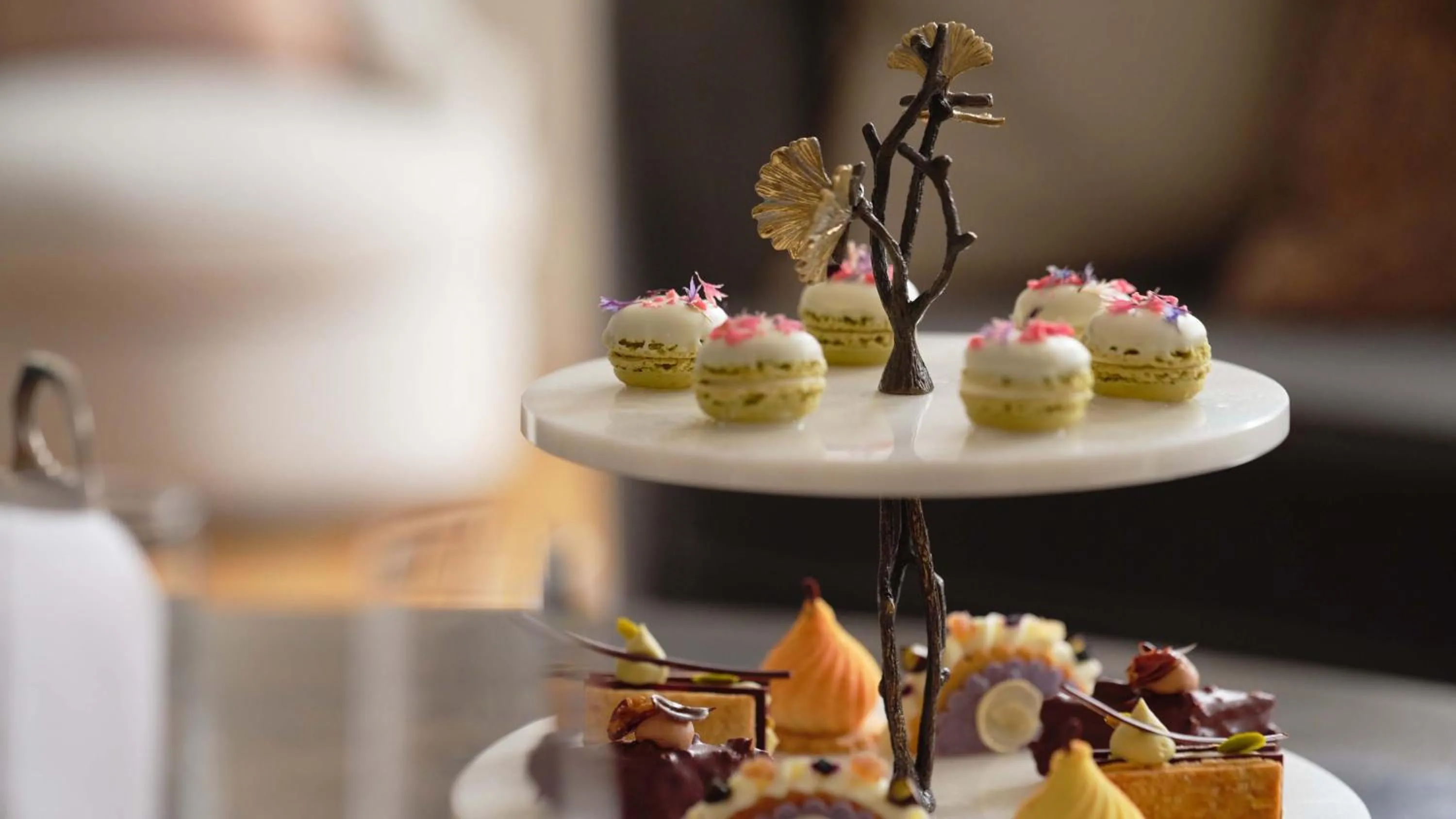 Food and drinks in Mandarin Oriental Hyde Park, London