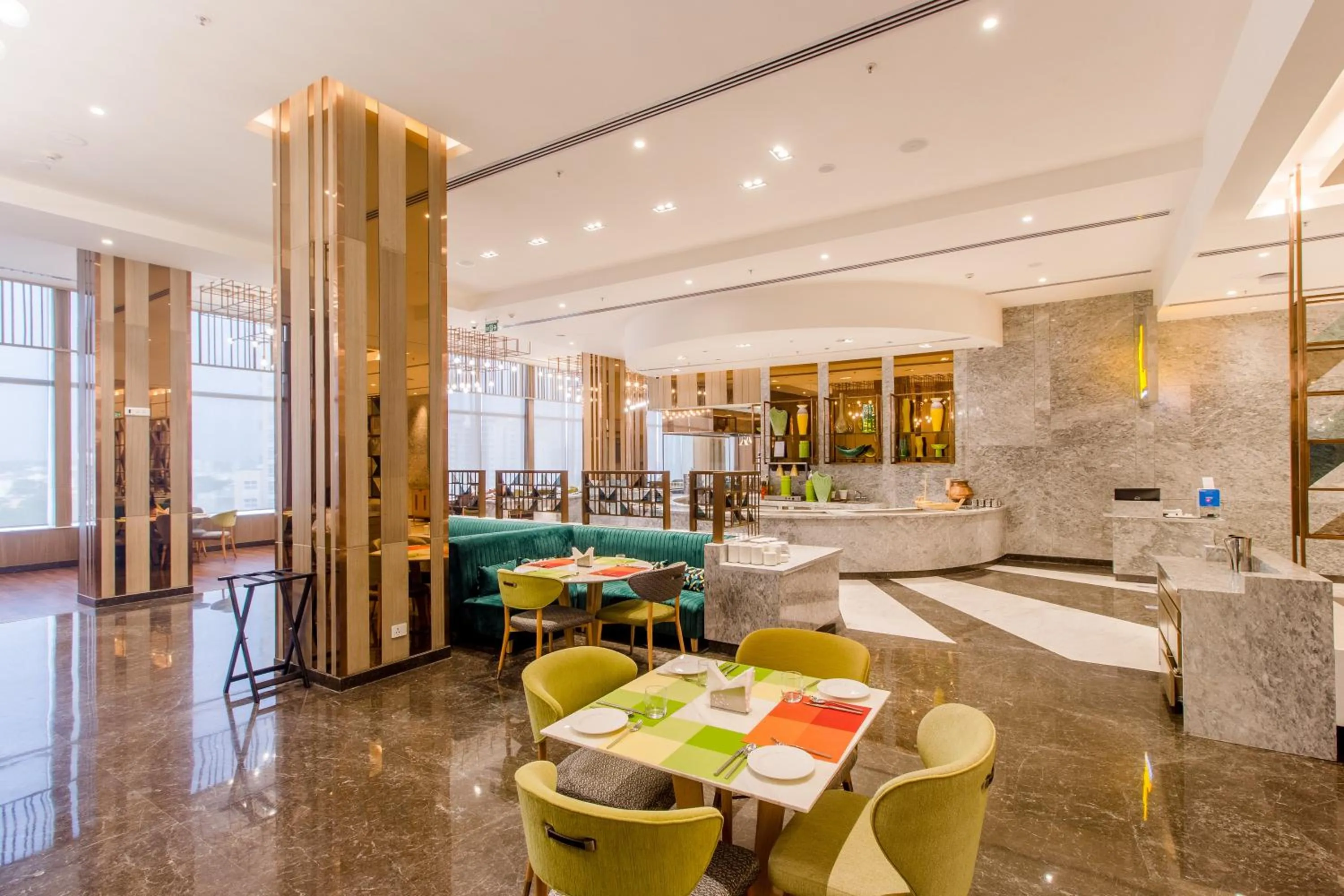 Restaurant/places to eat in Holiday Inn Chandigarh Zirakpur by IHG