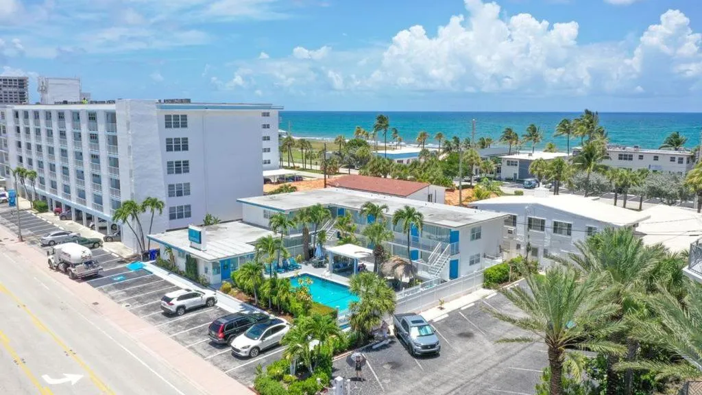 Street view in Castle by the Sea Motel